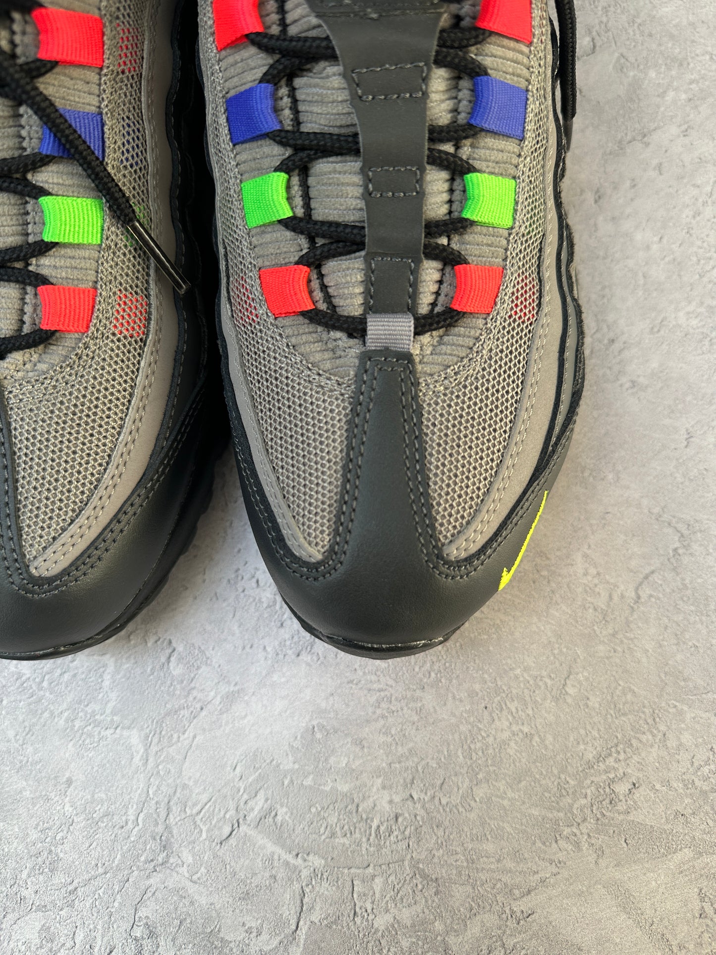 Nike Air Max 95 - Evolution of Icons - UK7