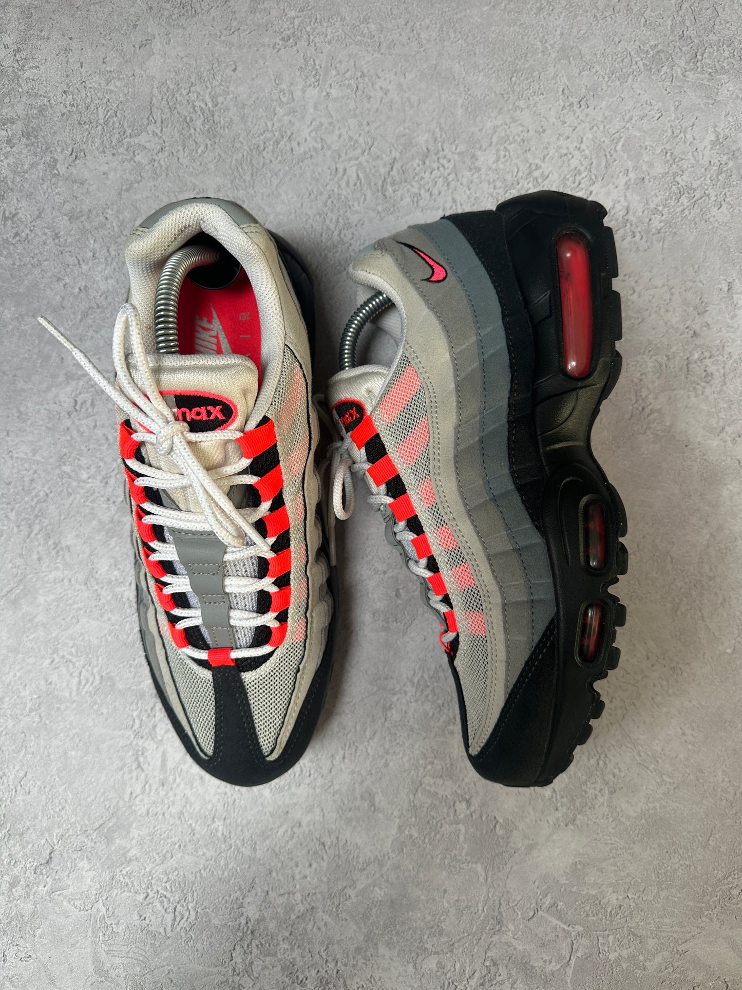 Nike Air Max 95 - Solar Red 2017 - UK7.5