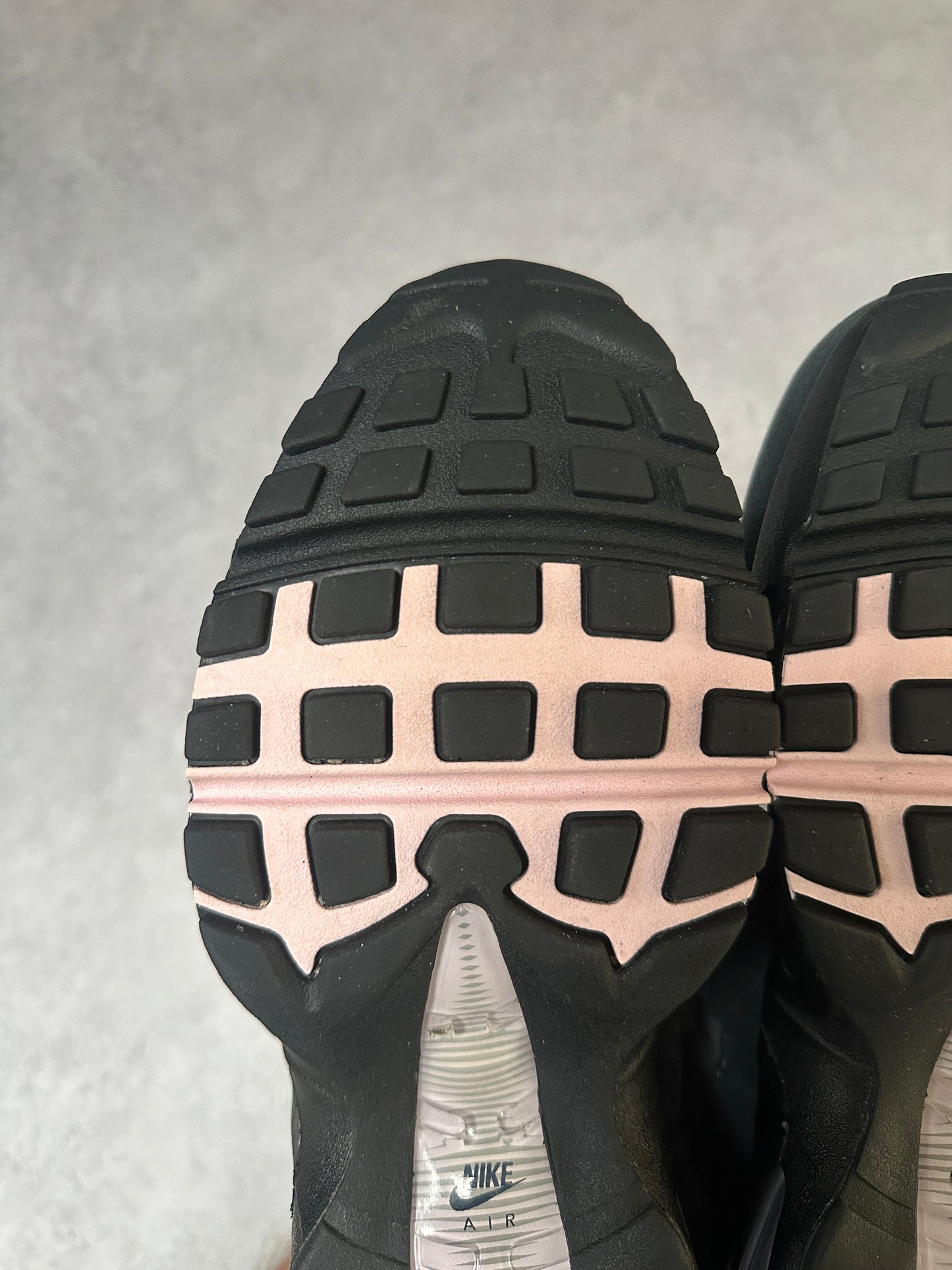 Nike Air Max 95 - Pink Foam 2025 - UK8