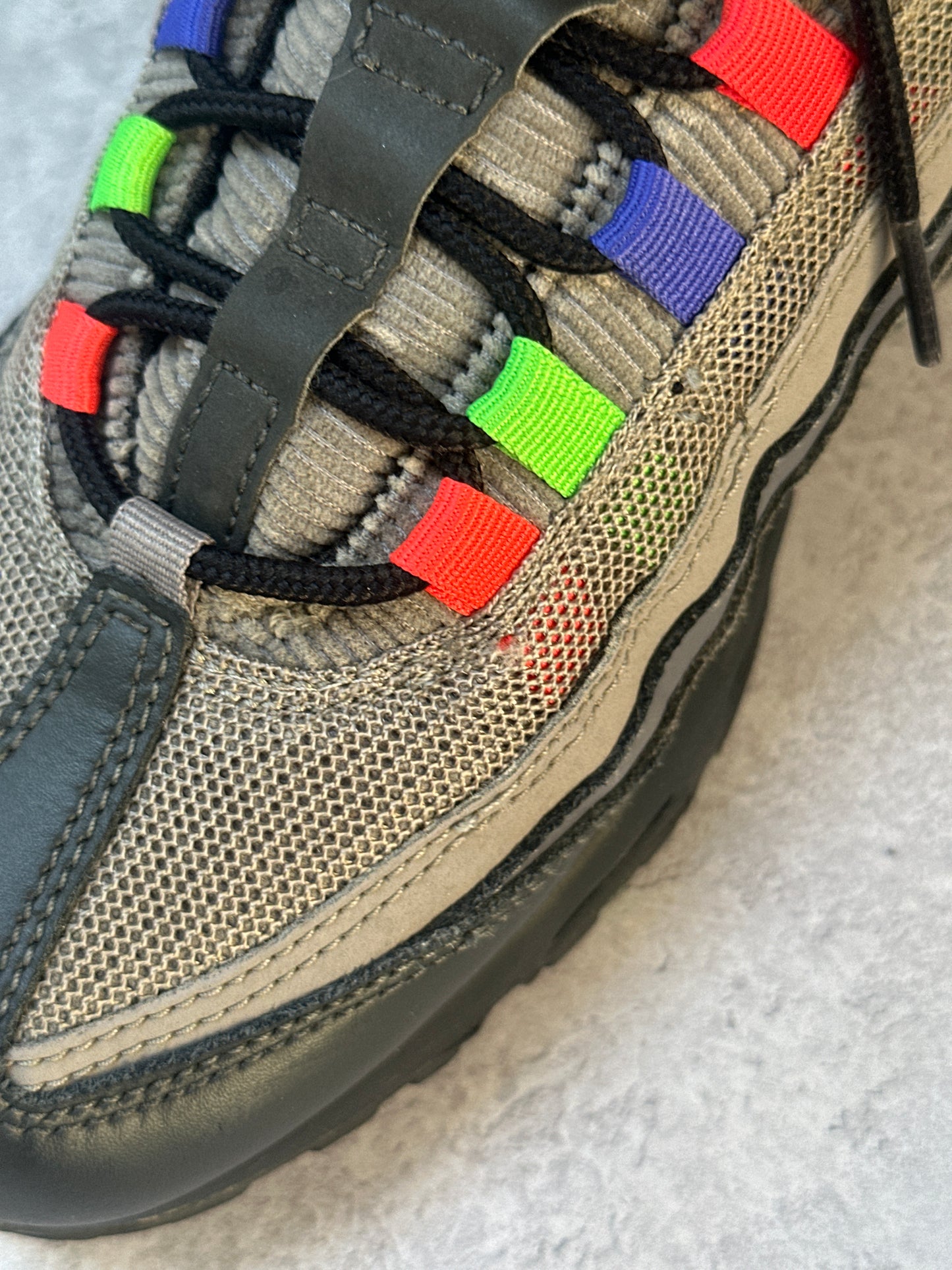 Nike Air Max 95 - Evolution of Icons - UK7.5
