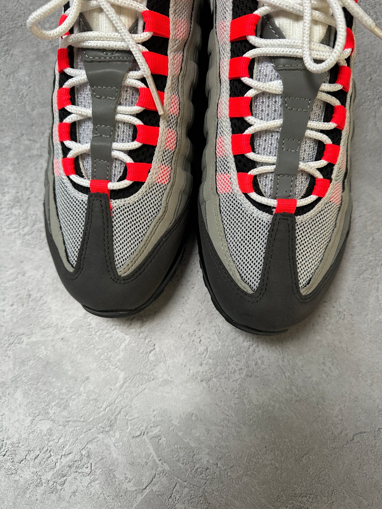Nike Air Max 95 - Solar Red - UK7