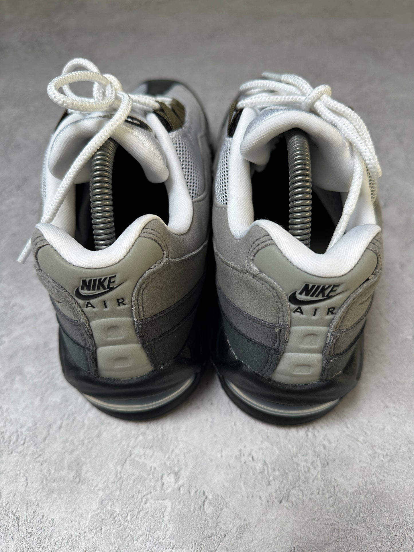 Nike Air Max 95 - Medium Olive - UK7.5