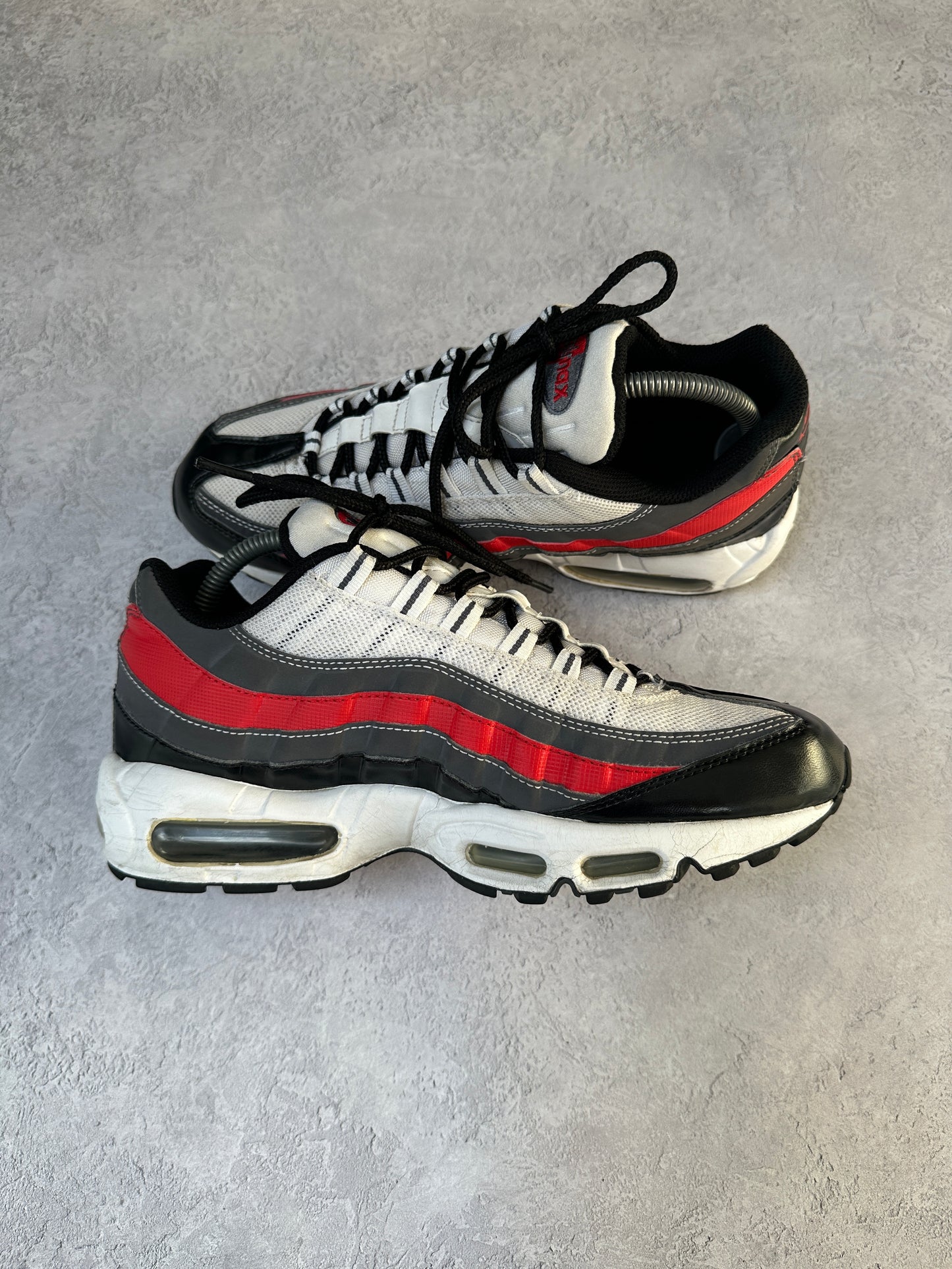Nike Air Max 95 - Black / Chilling Red / Dark Grey - UK8