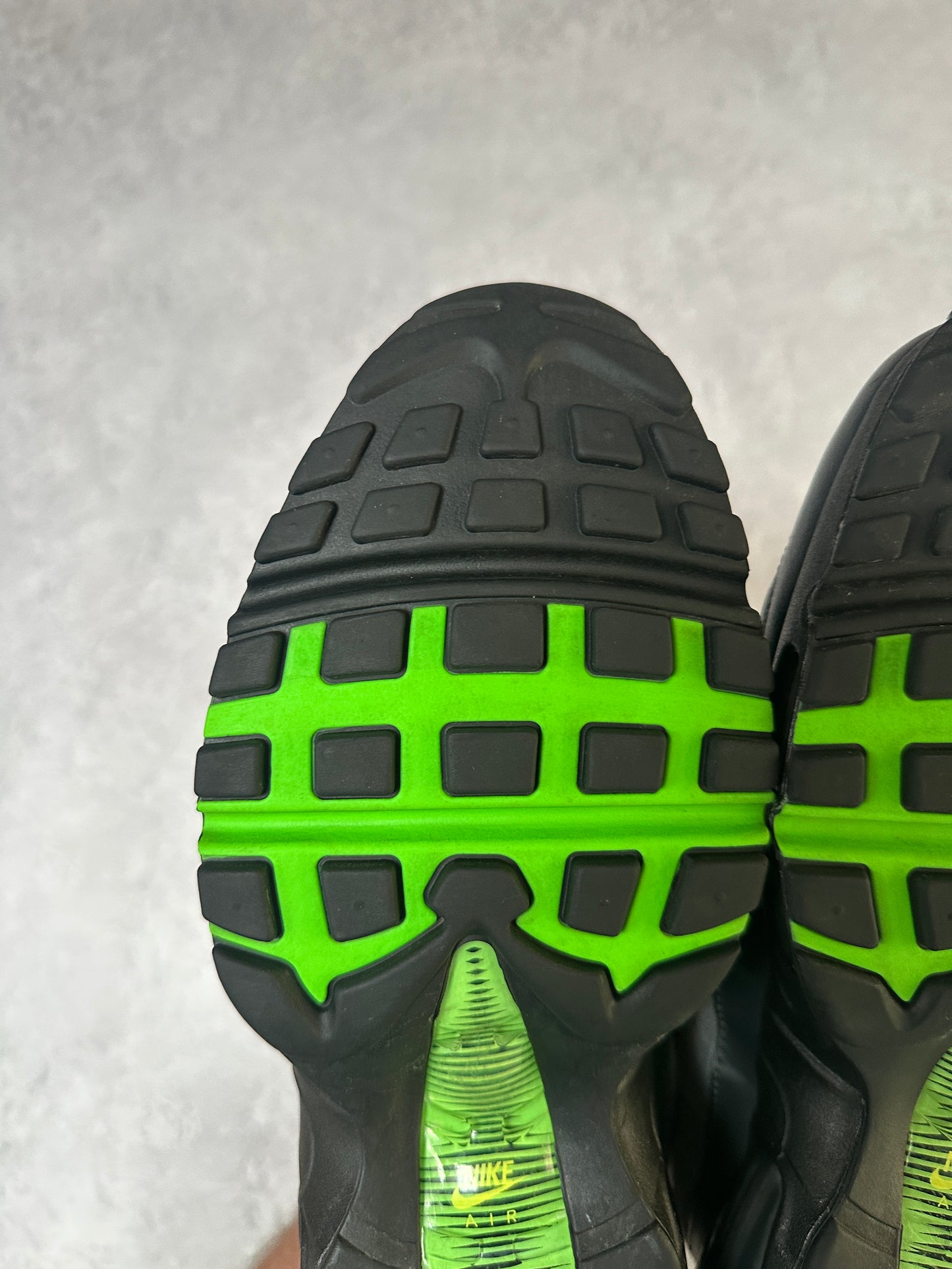 Nike Air Max 95 - Evolution of Icons - UK8