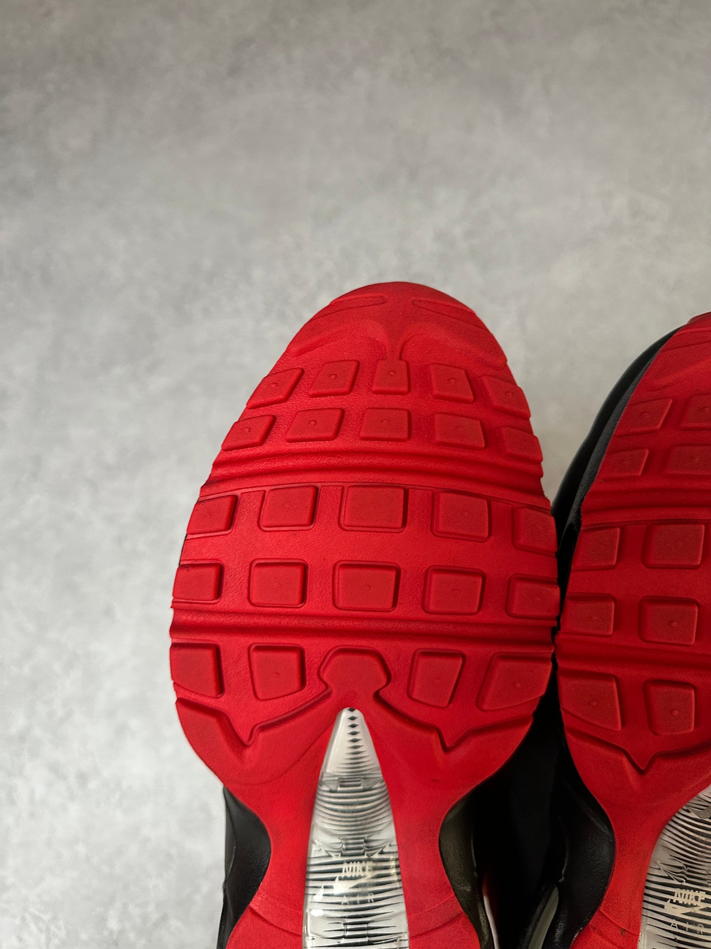 Nike Air Max 95 - Black/Red IDs - UK6