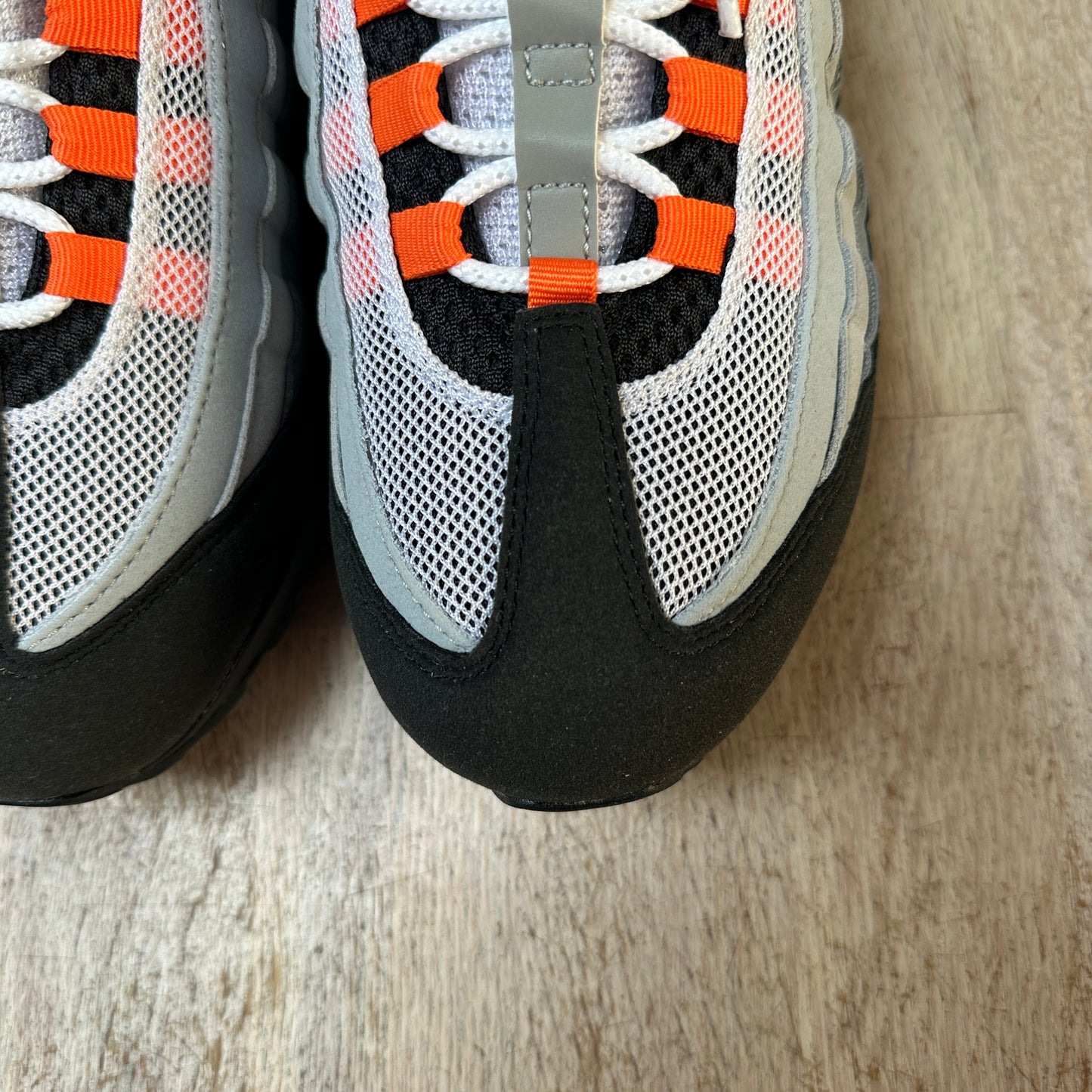 Nike Air Max 95 - Mandarin 2025 - UK7.5