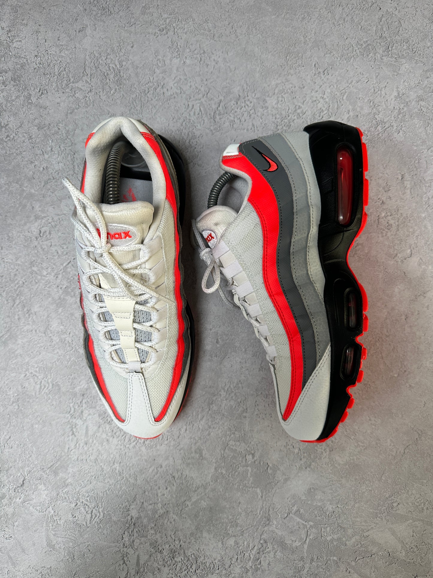 Nike Air Max 95 - Bright Crimson / Comet - UK7.5