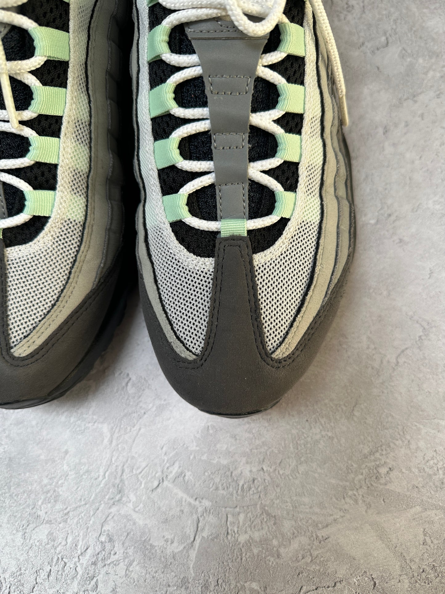 Nike Air Max 95 - Fresh Mint - UK9