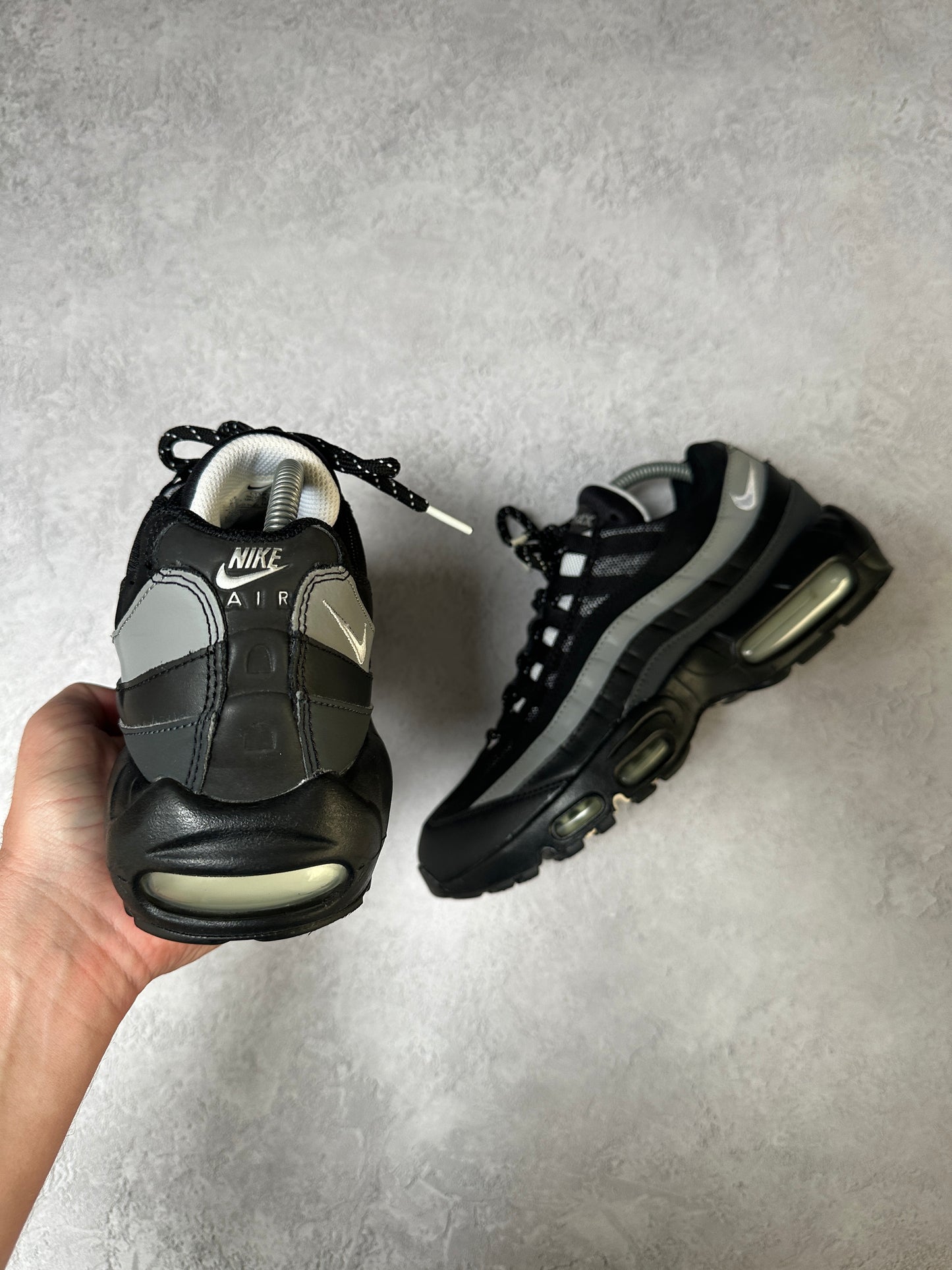 Nike Air Max 95 - Essential Smoke Grey - UK7.5