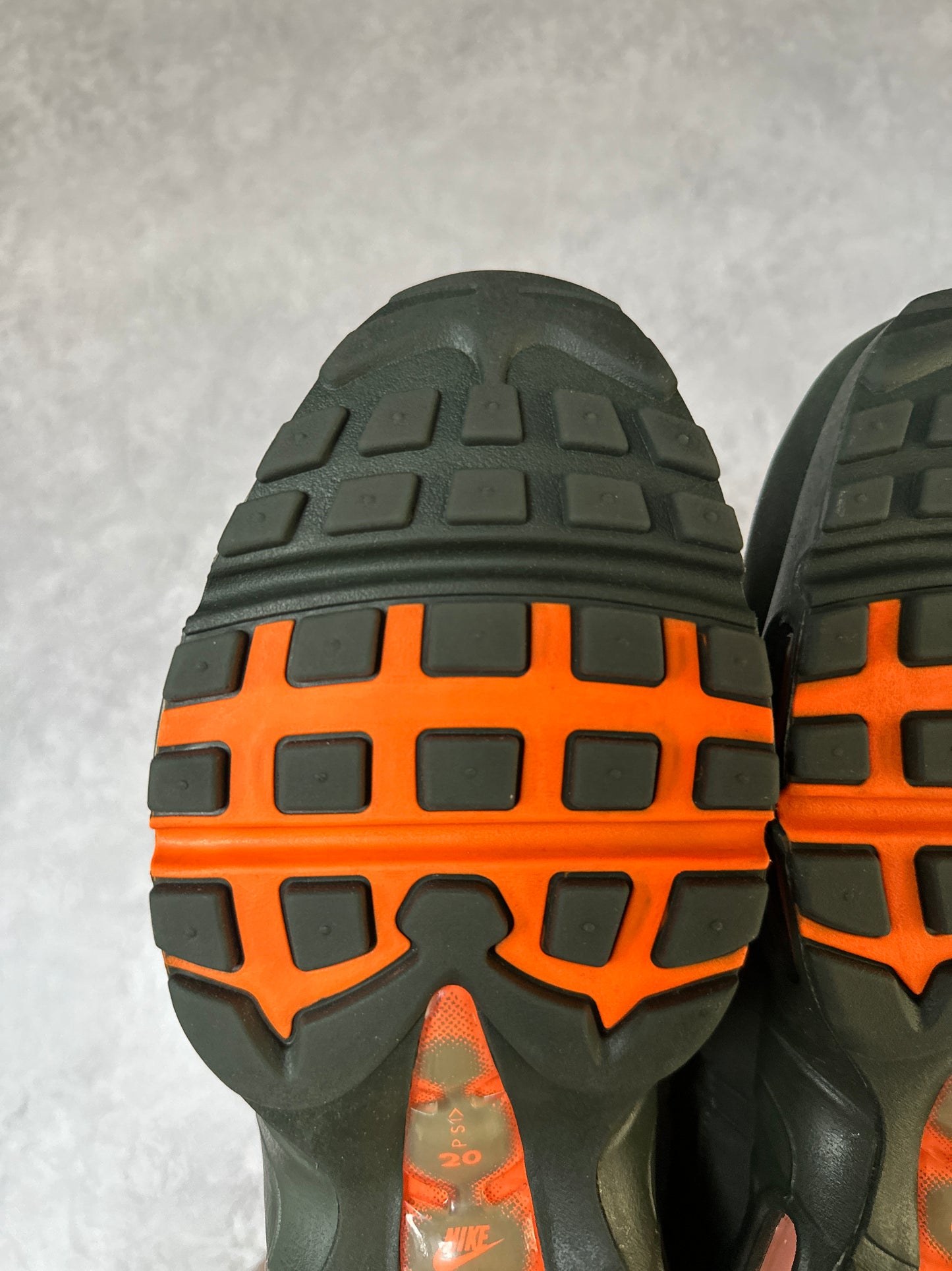 Nike Air Max 95 - Total Orange - UK9