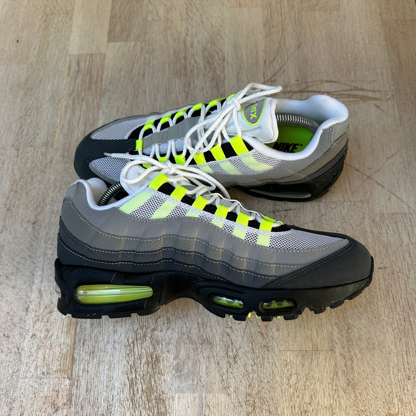 Nike Air Max 95 - Neon 2025 - UK9