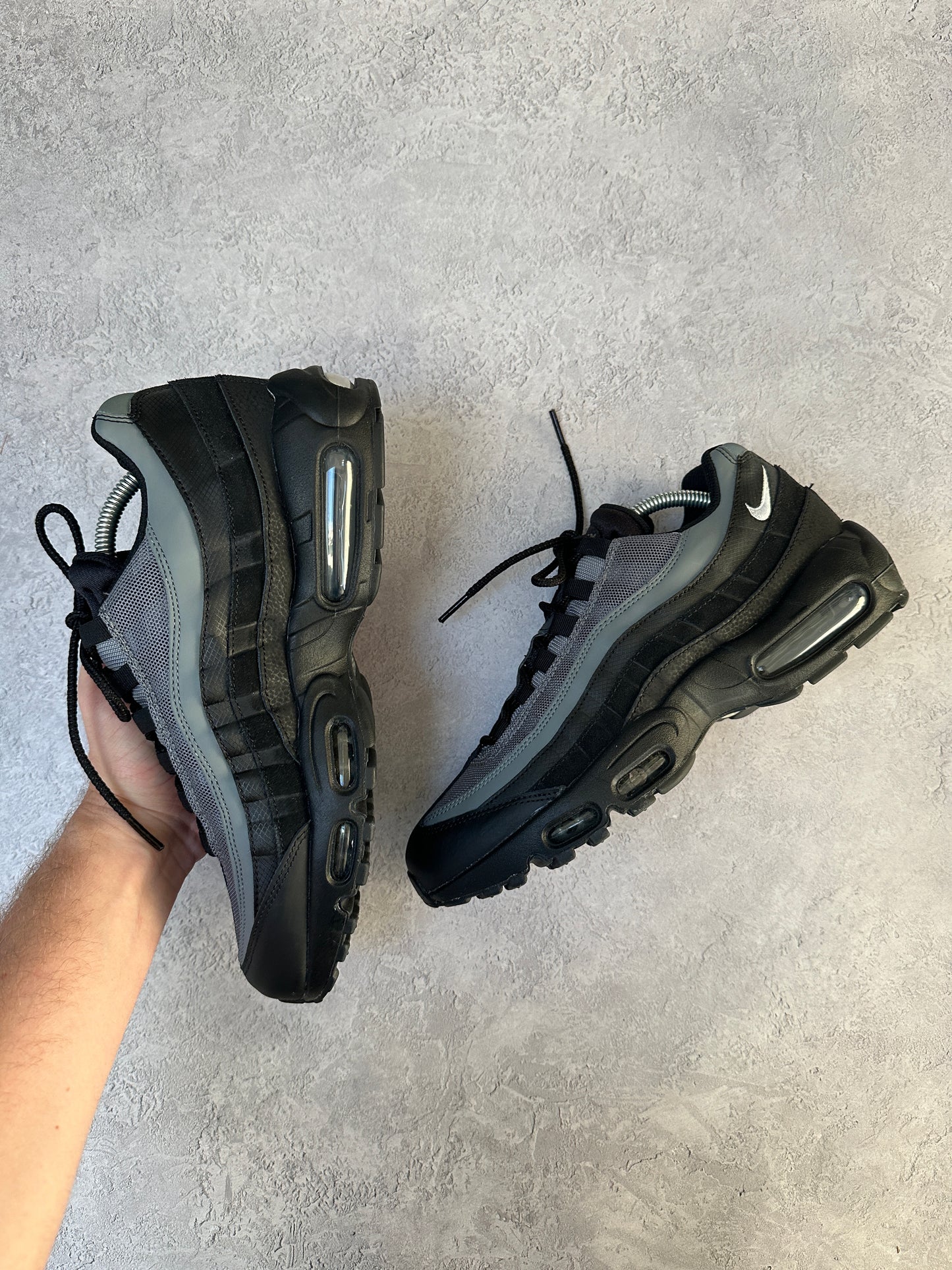 Nike Air Max 95 - Black / Smoke Grey - UK8.5