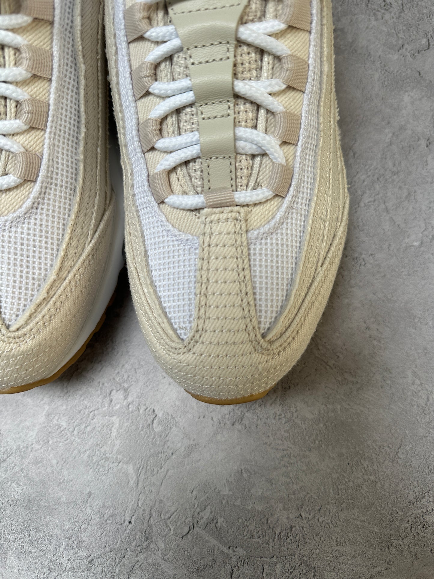 Nike Air Max 95 - White Levis - UK6.5