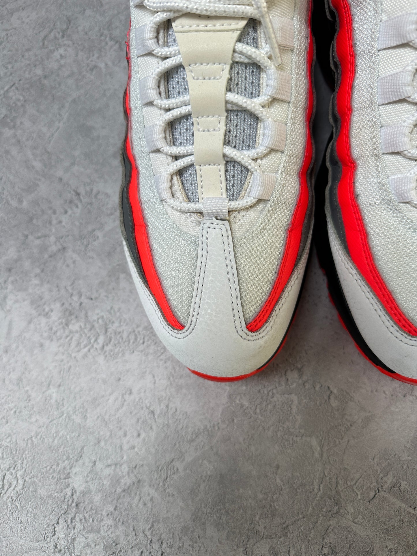 Nike Air Max 95 - Bright Crimson / Comet - UK7.5