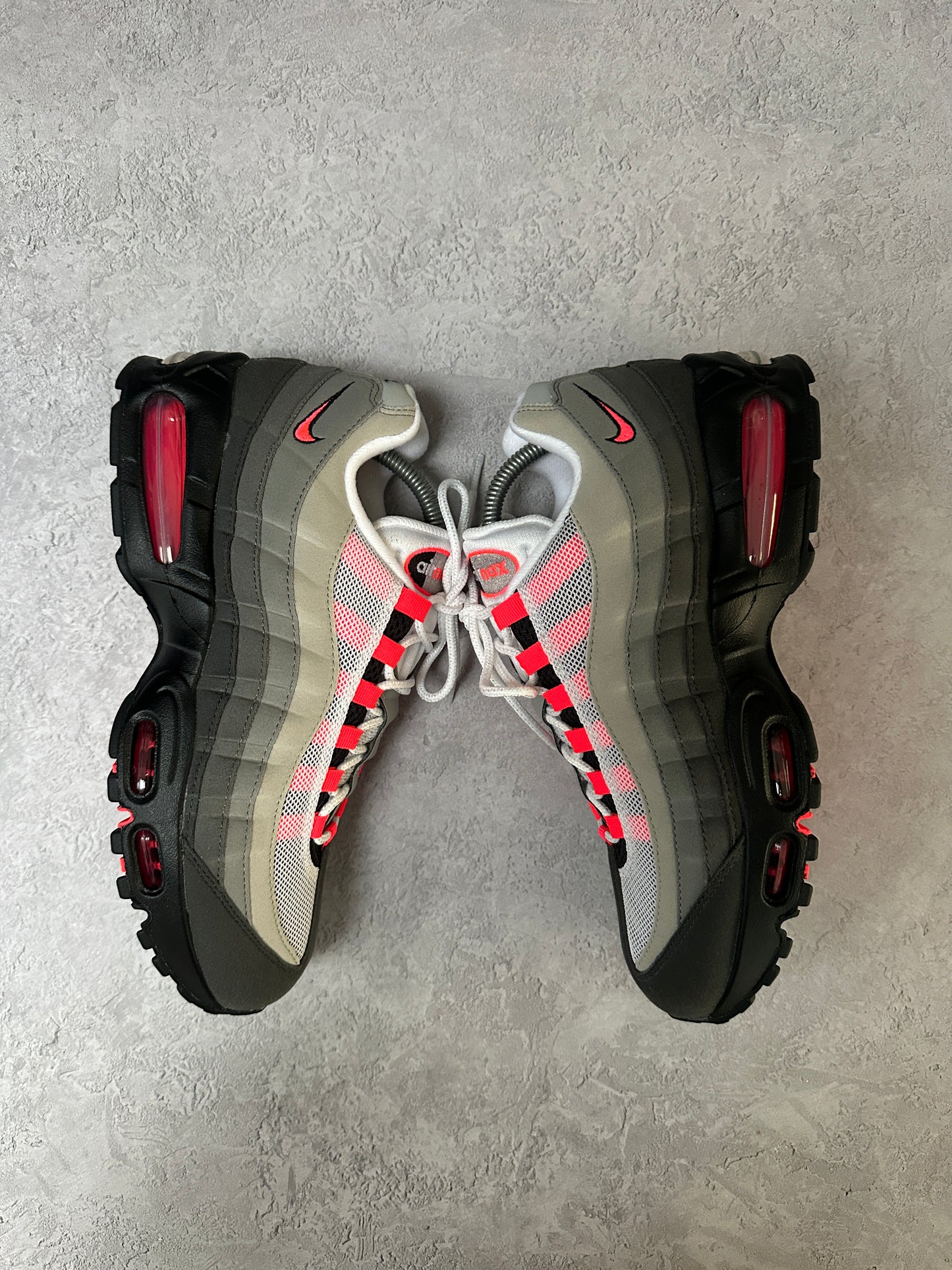 Nike Air Max 95 - Solar Red 2025 - UK8.5