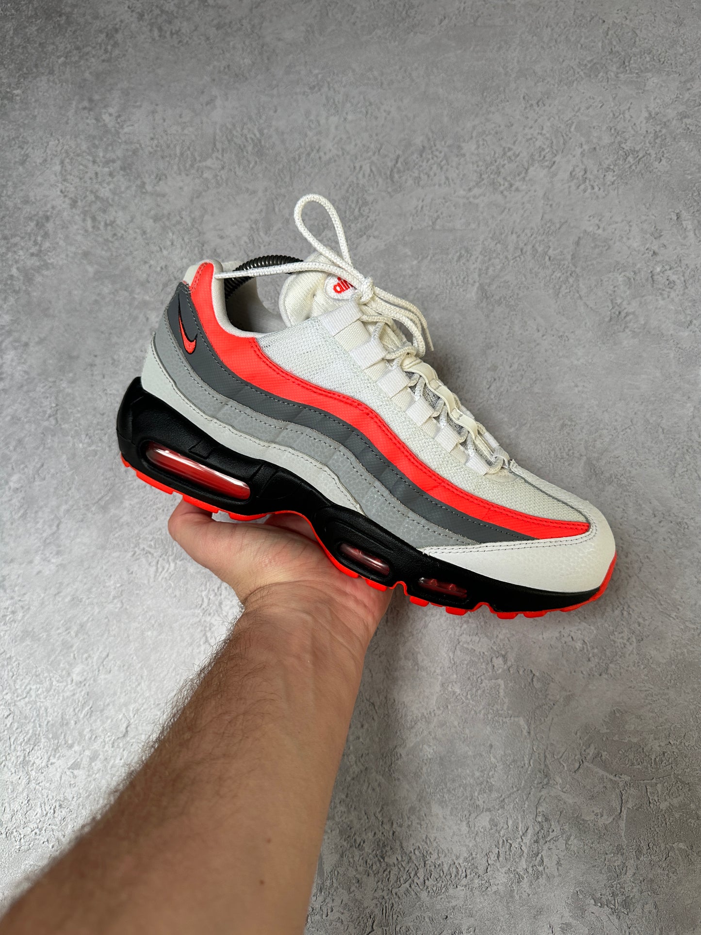 Nike Air Max 95 - Bright Crimson / Comet - UK7.5