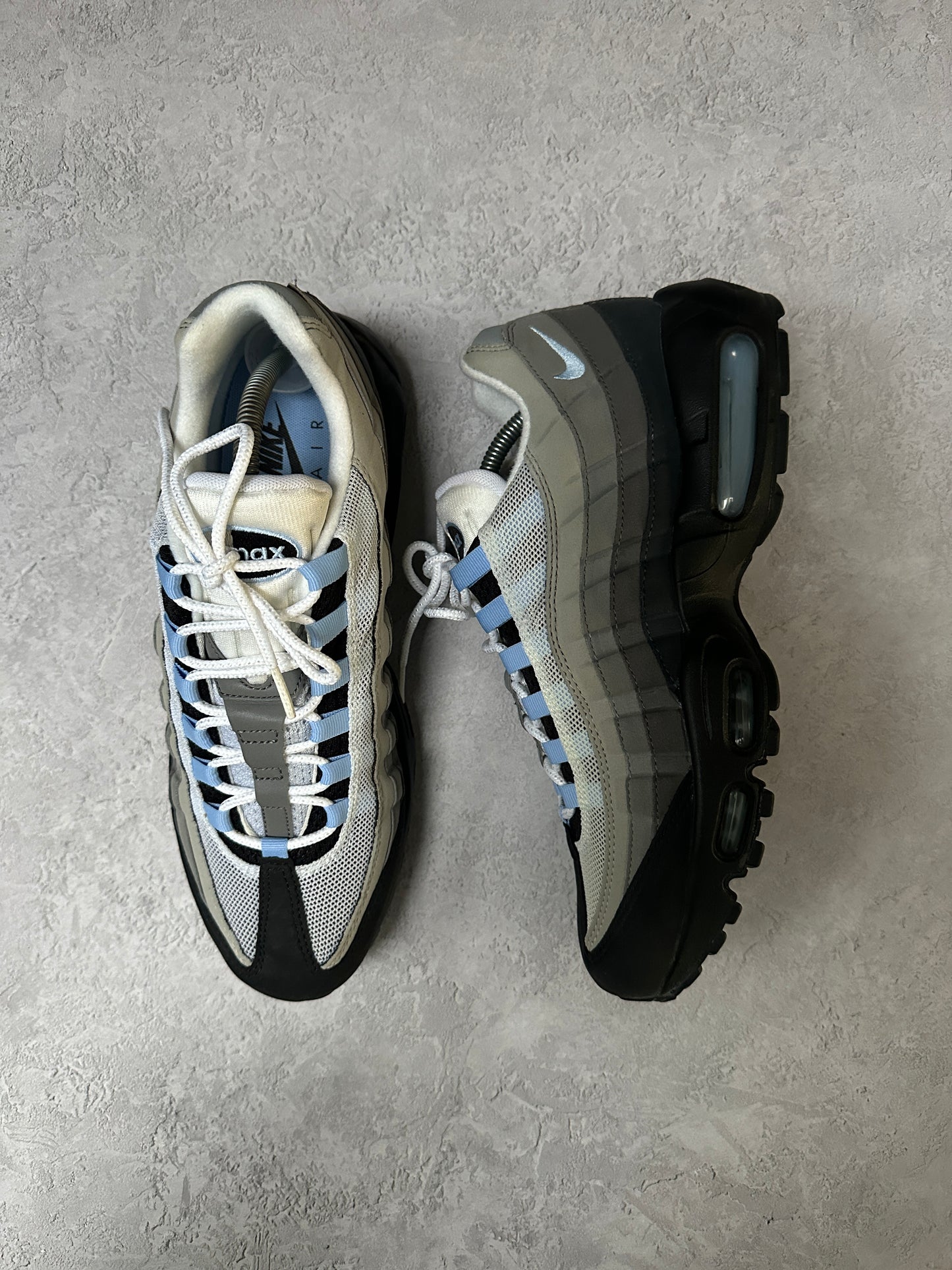 Nike Air Max 95 - Aluminum - UK9.5