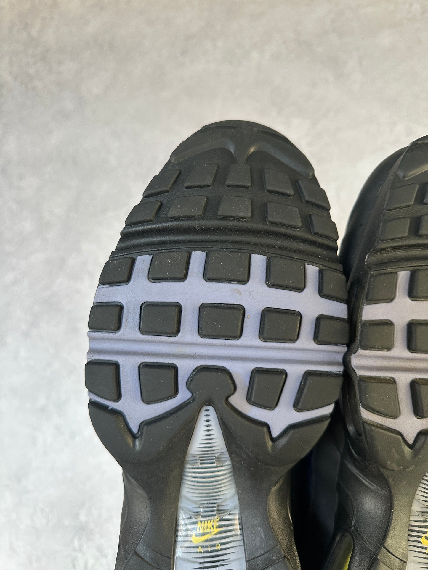 Nike Air Max 95 - Memphis Grizzlies - UK10.5