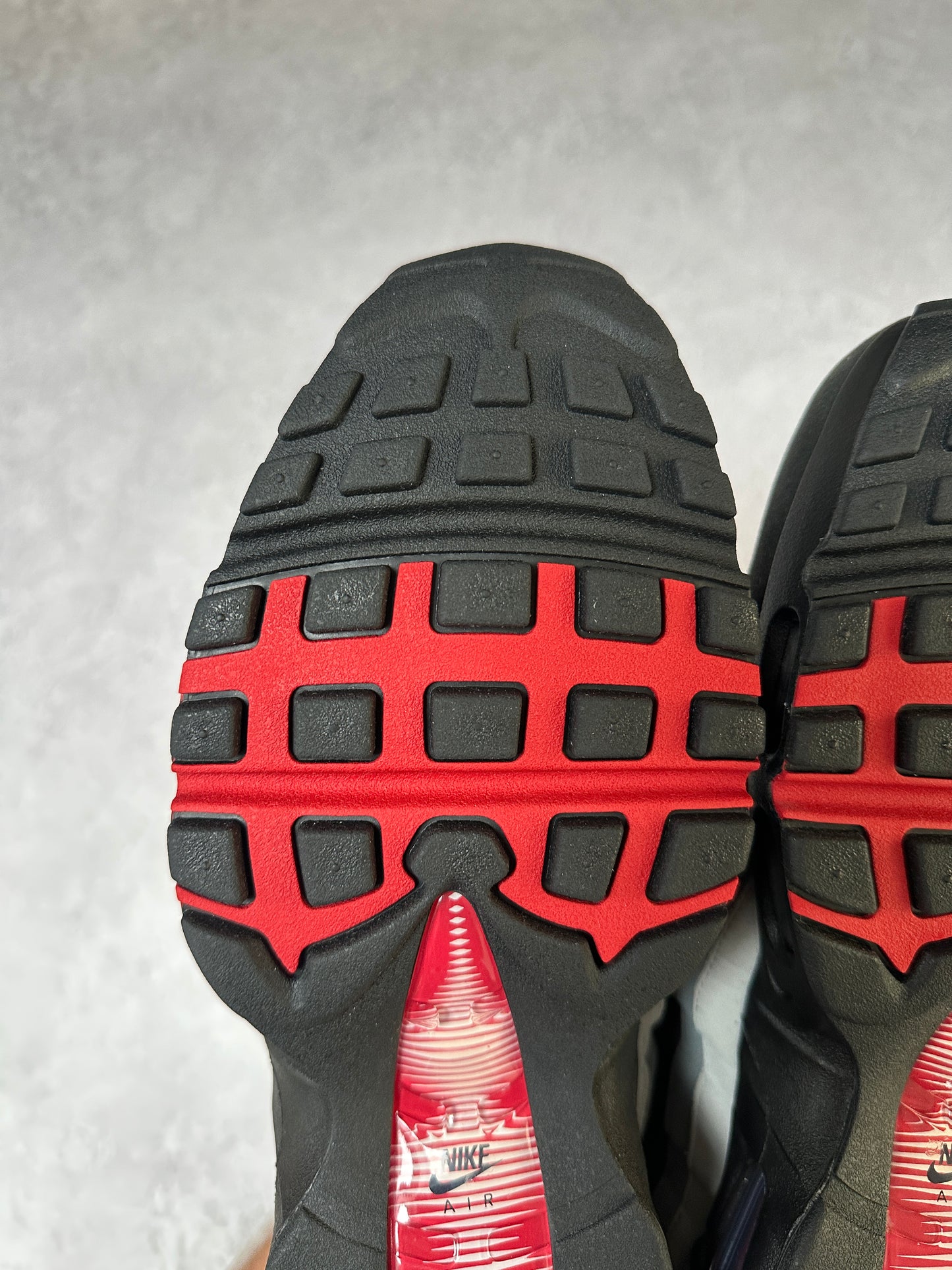 Nike Air Max 95 - Liverpool FC - UK10