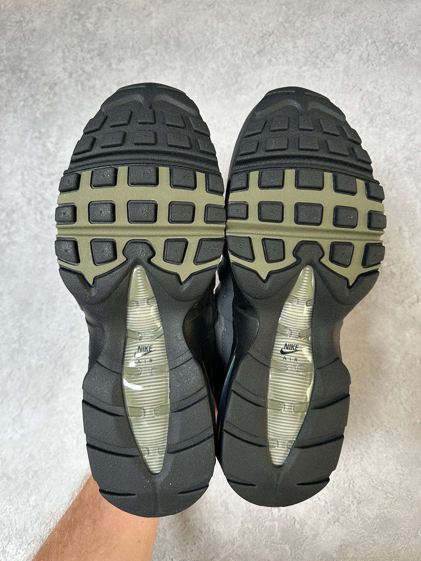 Nike Air Max 95 - Medium Olive - UK8