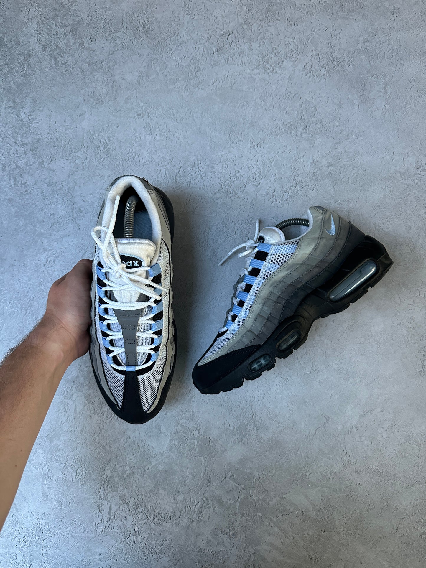 Nike Air Max 95 - Aluminum - UK7.5