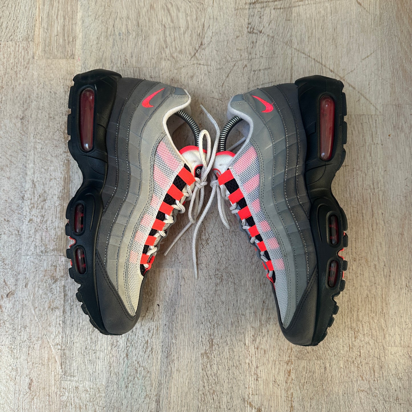 Nike Air Max 95 - Solar Red - UK7.5