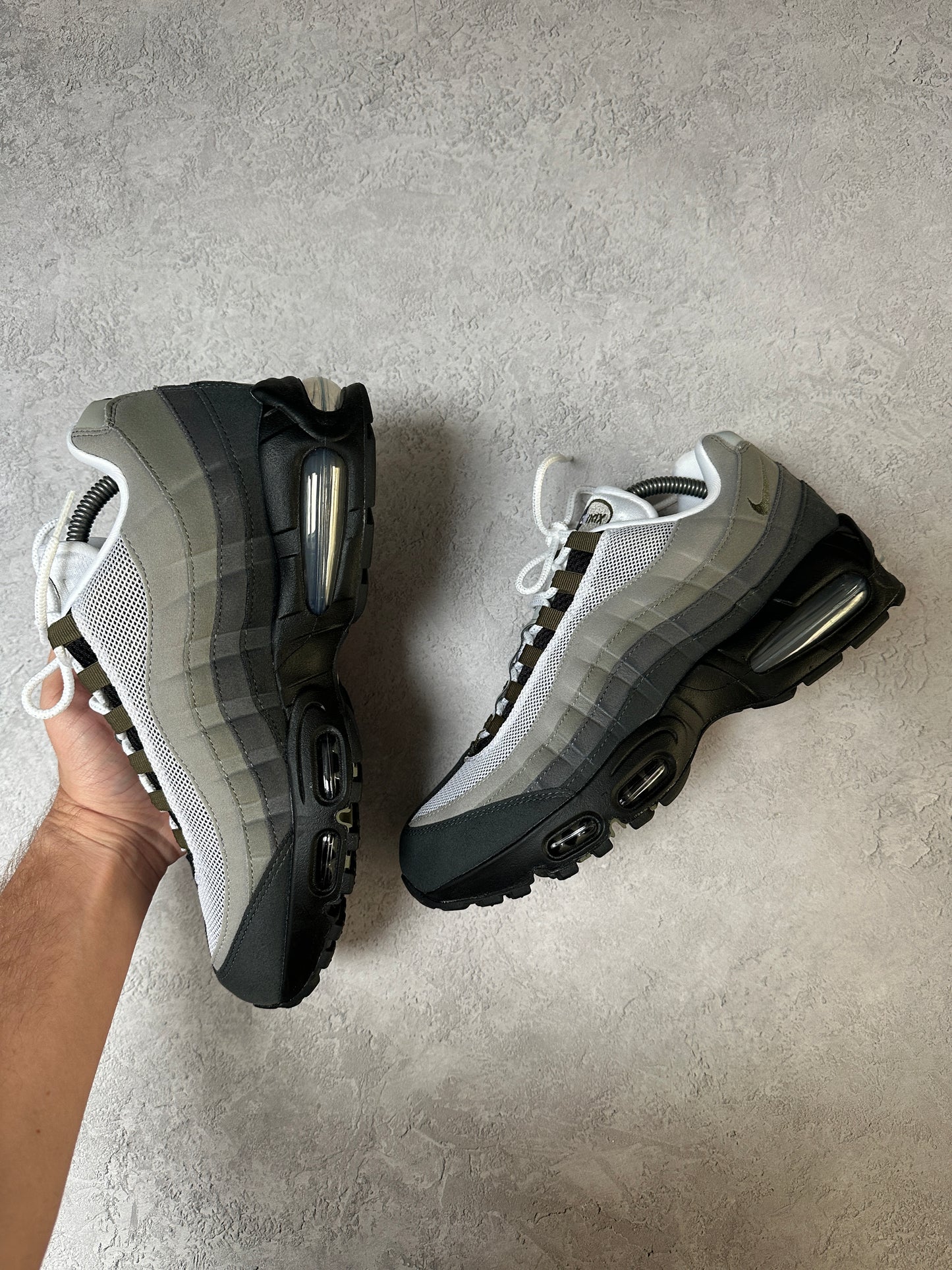 Nike Air Max 95 - Medium Olive - UK8