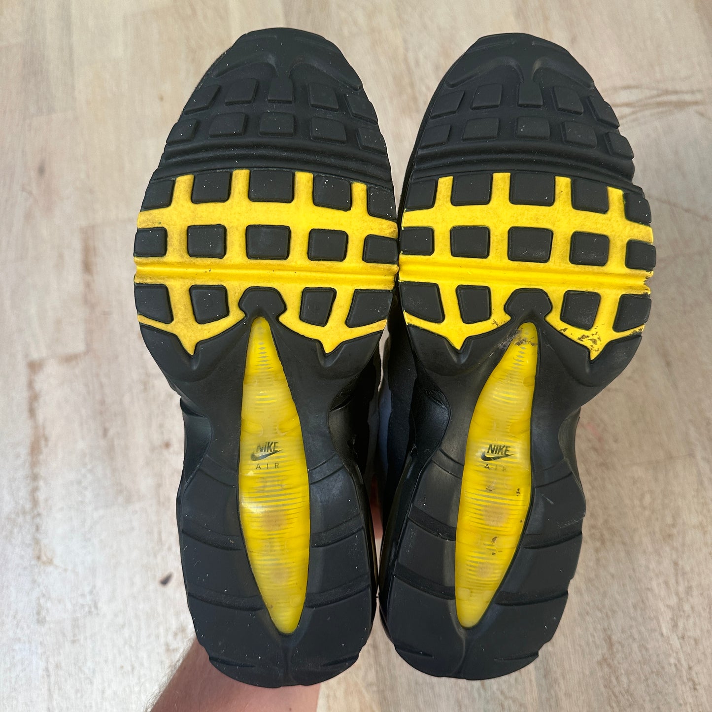 Nike Air Max 95 - Tour Yellow 2011 - UK7.5