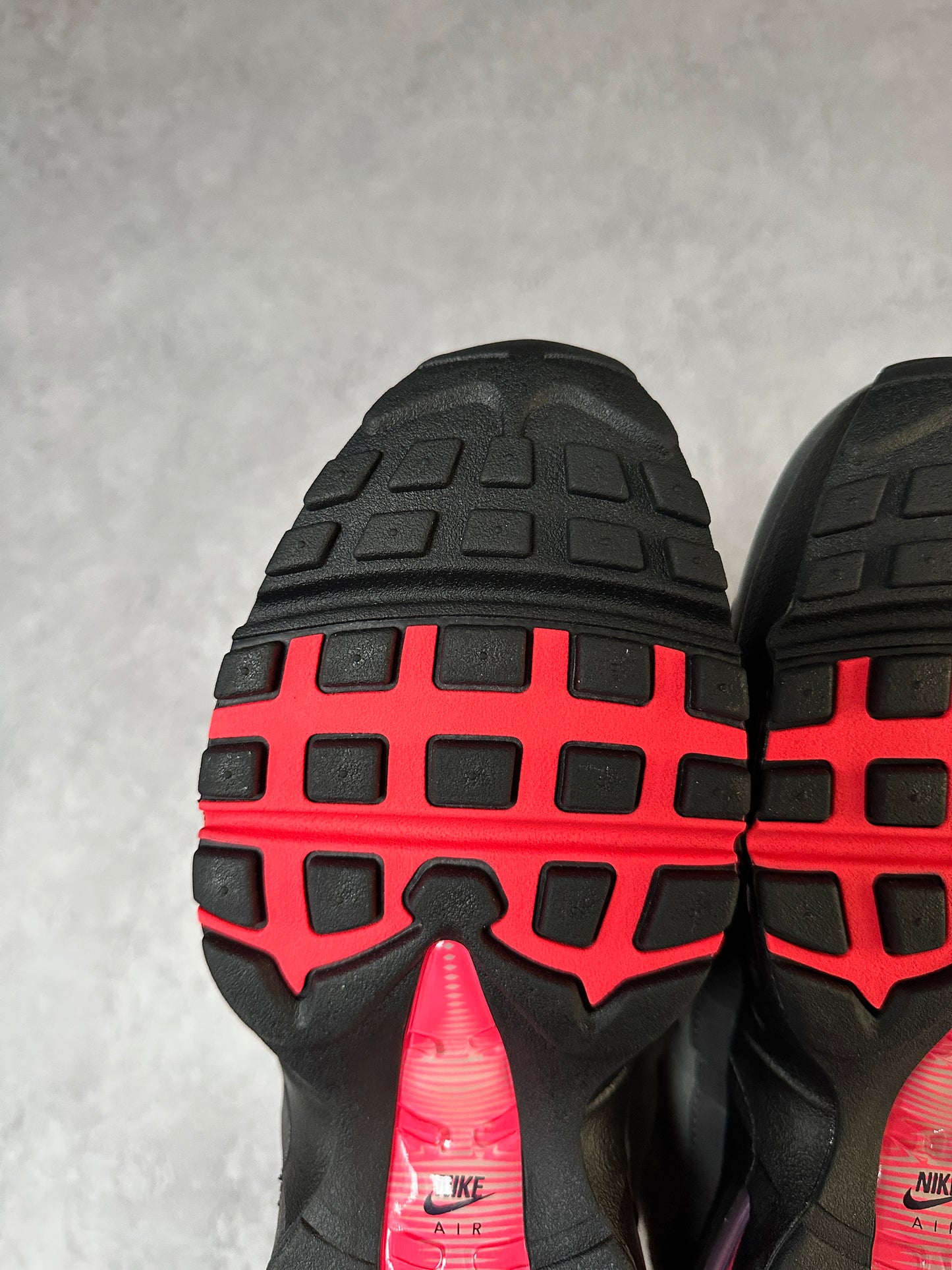 Nike Air Max 95 - Solar Red 2025 - UK8
