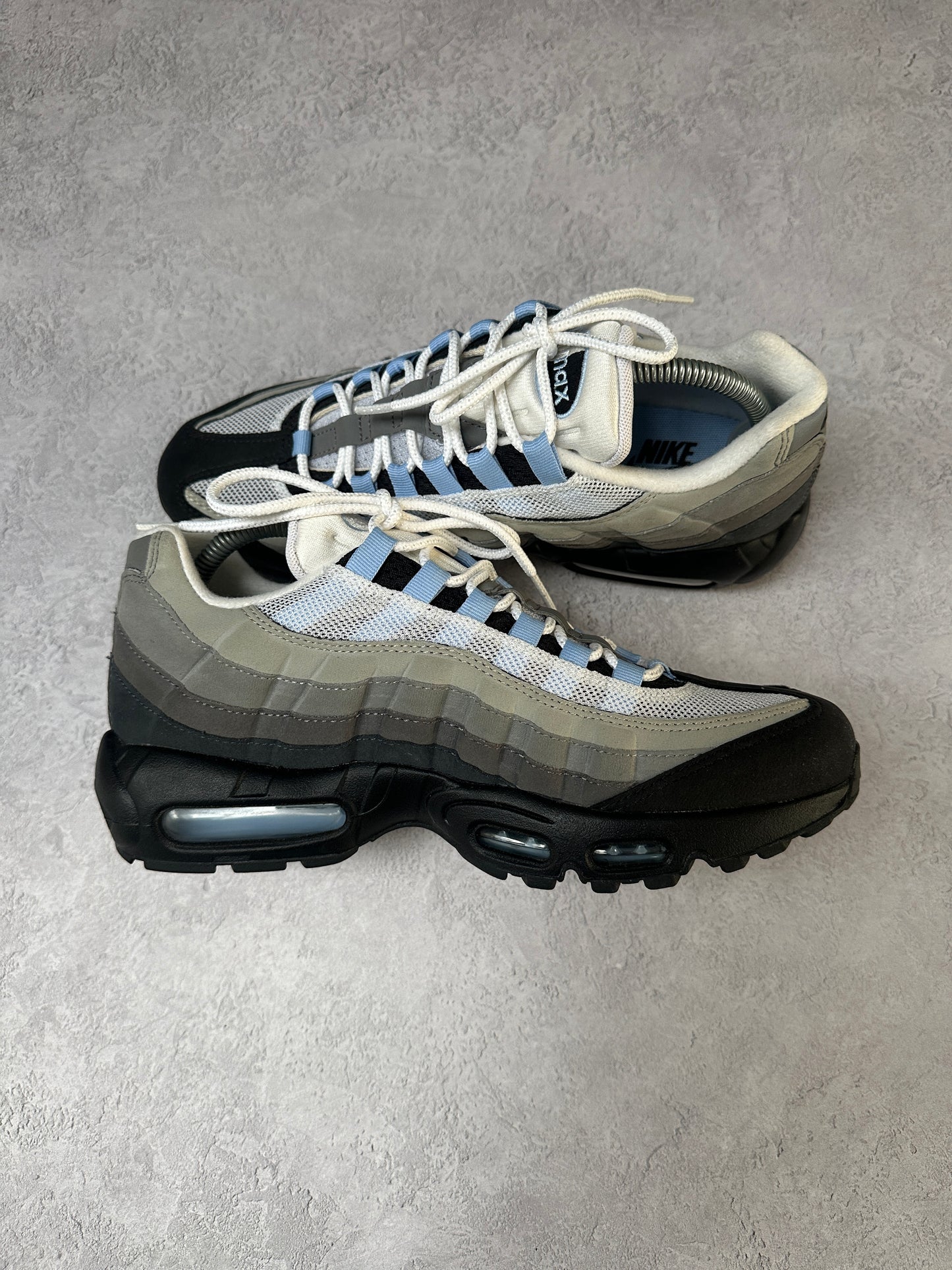 Nike Air Max 95 - Aluminum - UK8