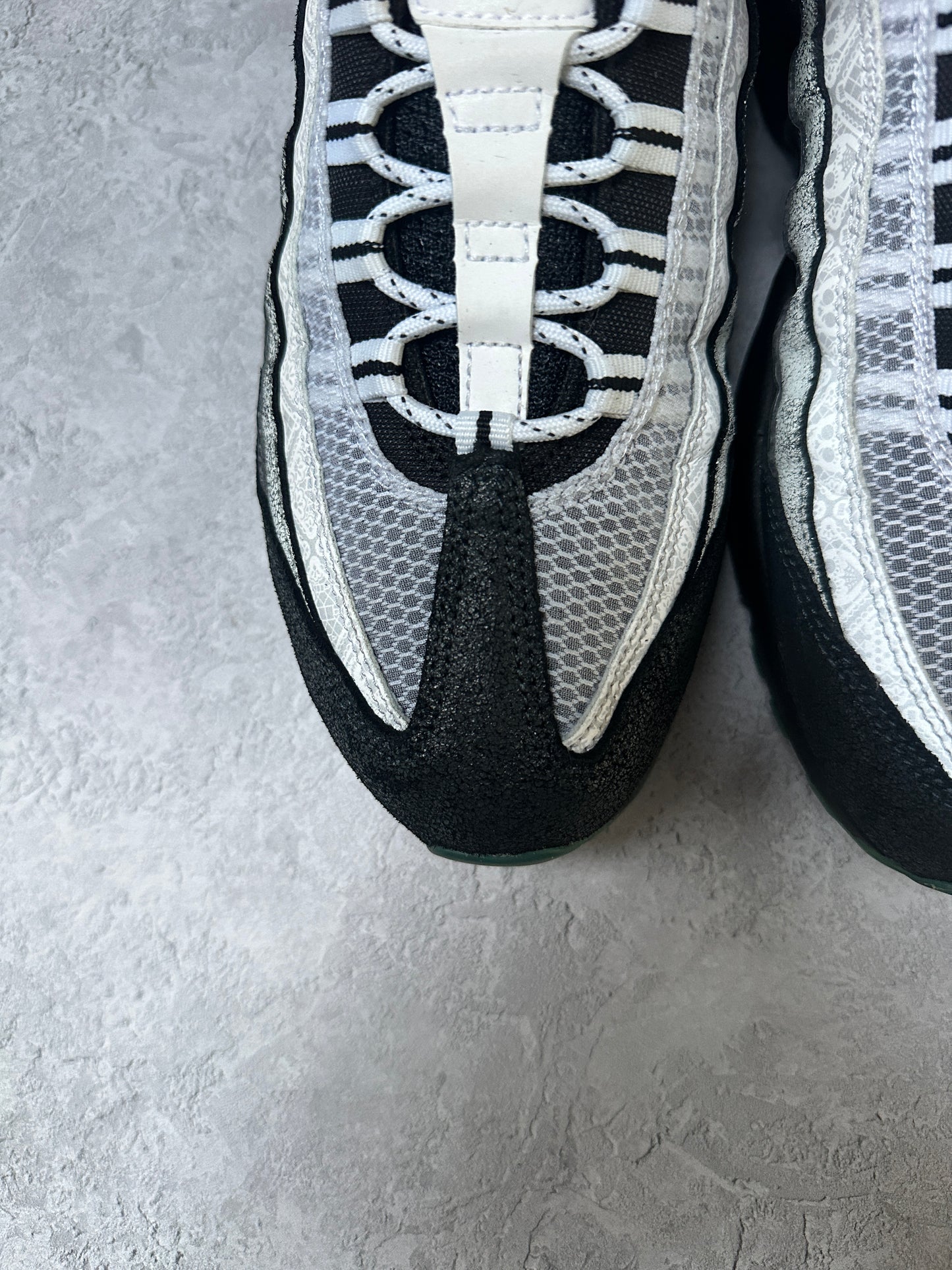 Nike Air Max 95 - Day of the Dead - UK9.5