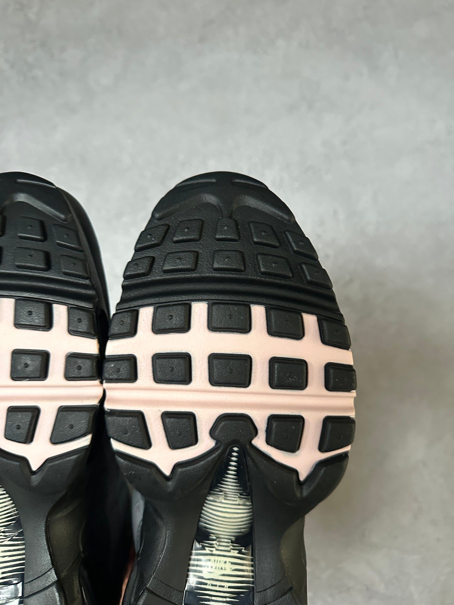 Nike Air Max 95 - Pink Foam - UK7