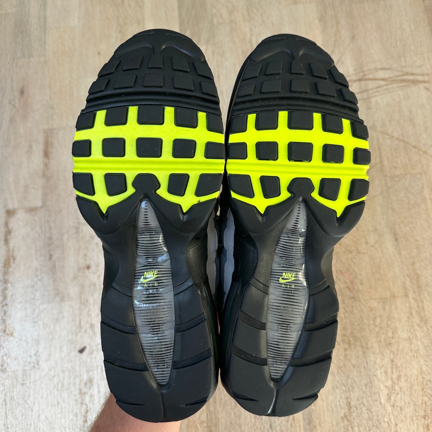 Nike Air Max 95 - Reverse Neon - UK8.5
