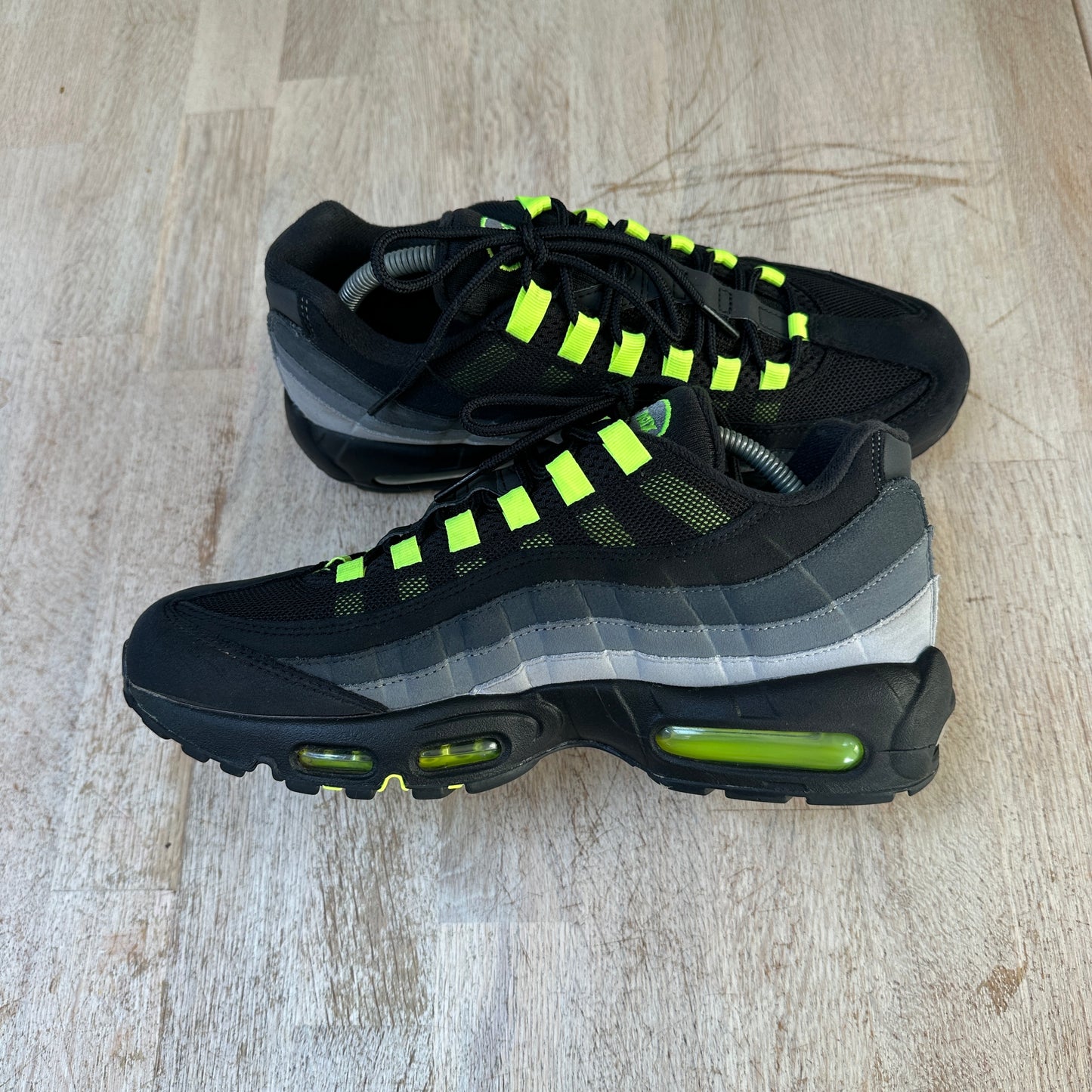 Nike Air Max 95 - Reverse Neon - UK8.5