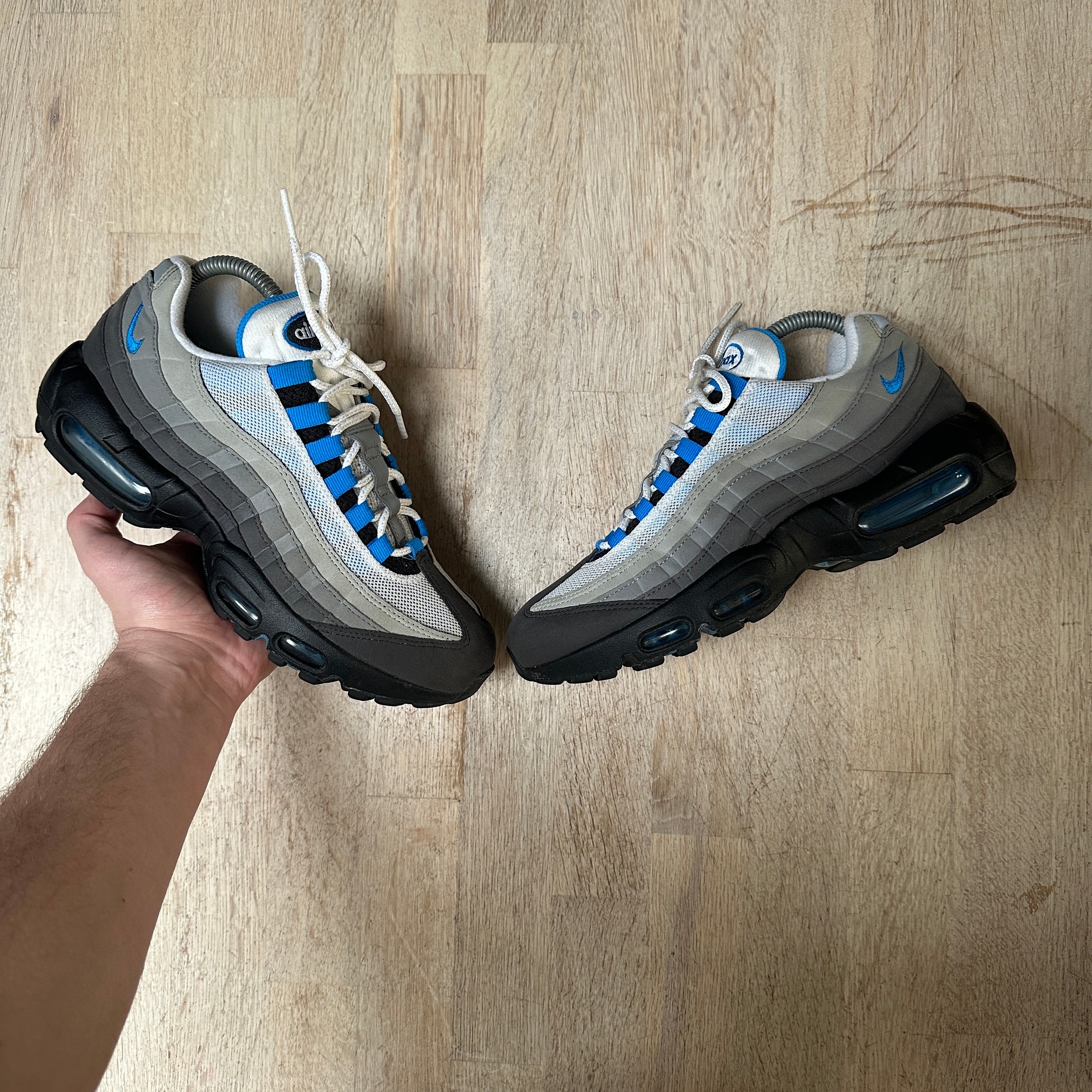 Nike air max 95 hotsell crystal blue