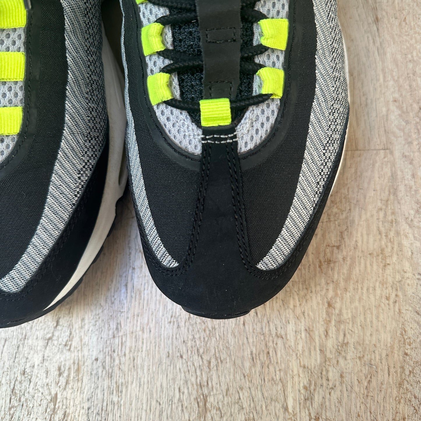 Nike Air Max 95 - Jacquard Volt - UK8.5