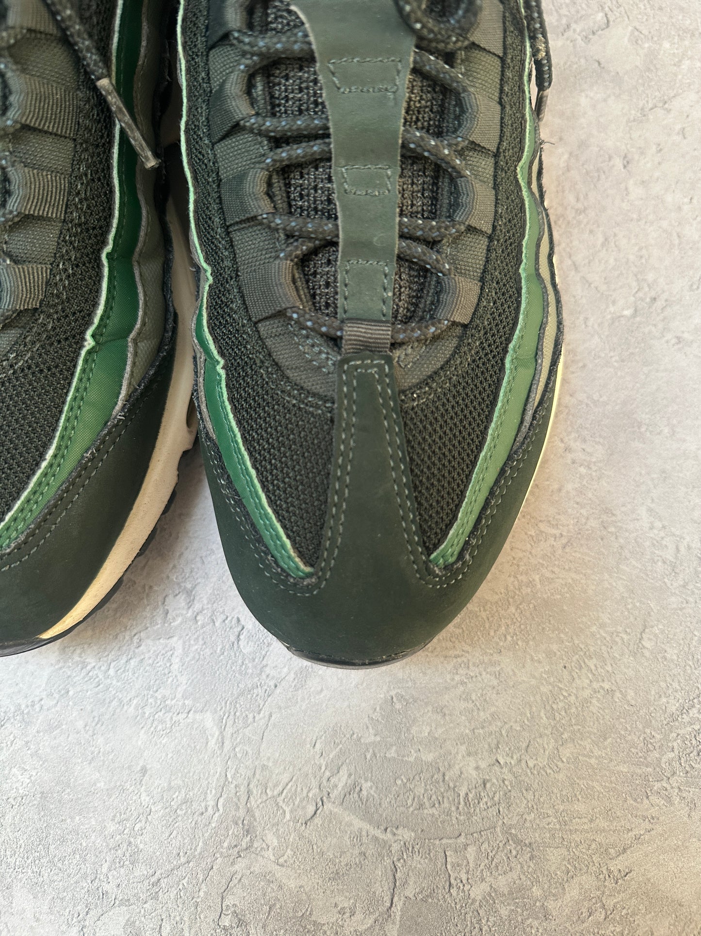 Nike Air Max 95 - Outdoor Green - UK8