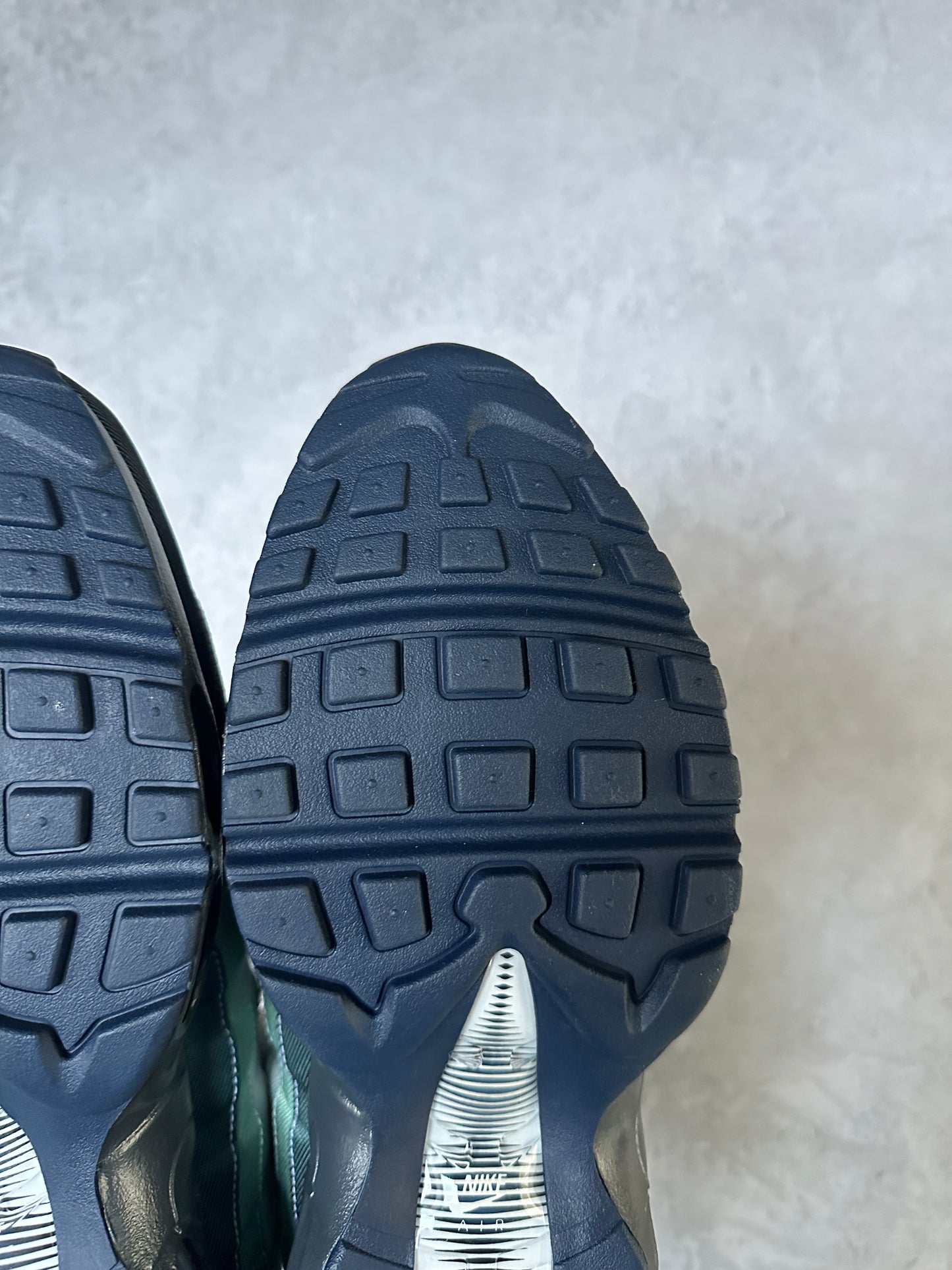 Nike Air Max 95 - 2022 Green IDs - UK11