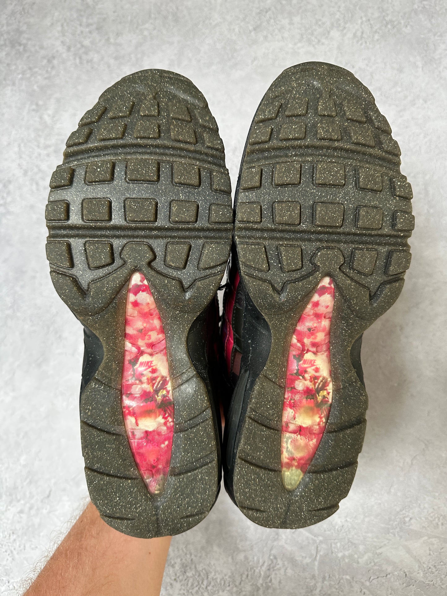 Nike Air Max 95 - Cherry Blossom - UK8.5