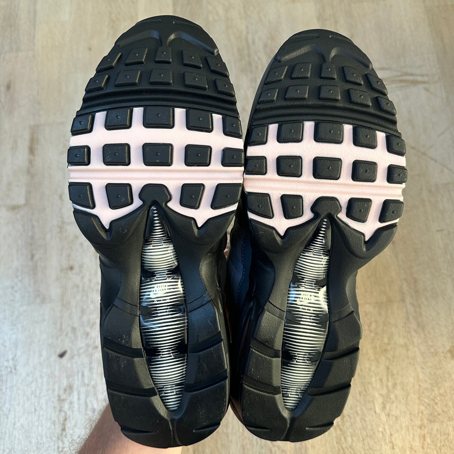 Nike Air Max 95 - Pink Foam - UK7
