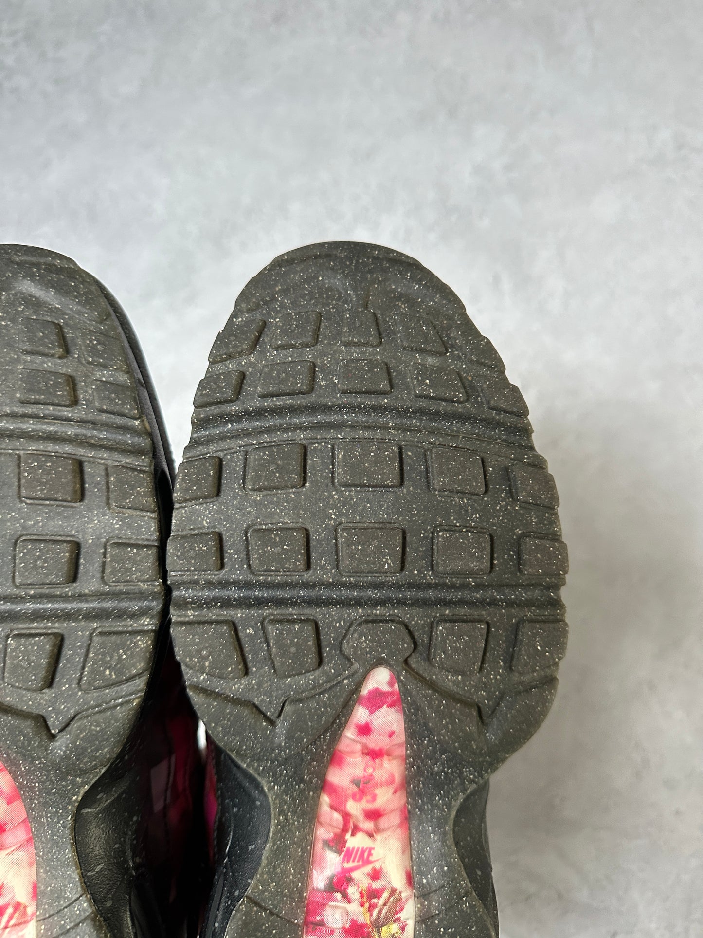 Nike Air Max 95 - Cherry Blossom - UK7.5