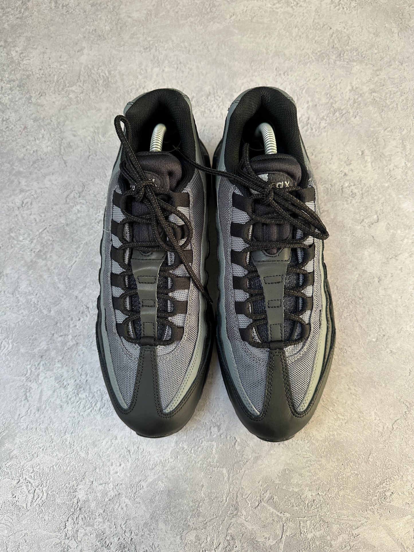 Nike Air Max 95 - Black / Smoke Grey - UK8.5