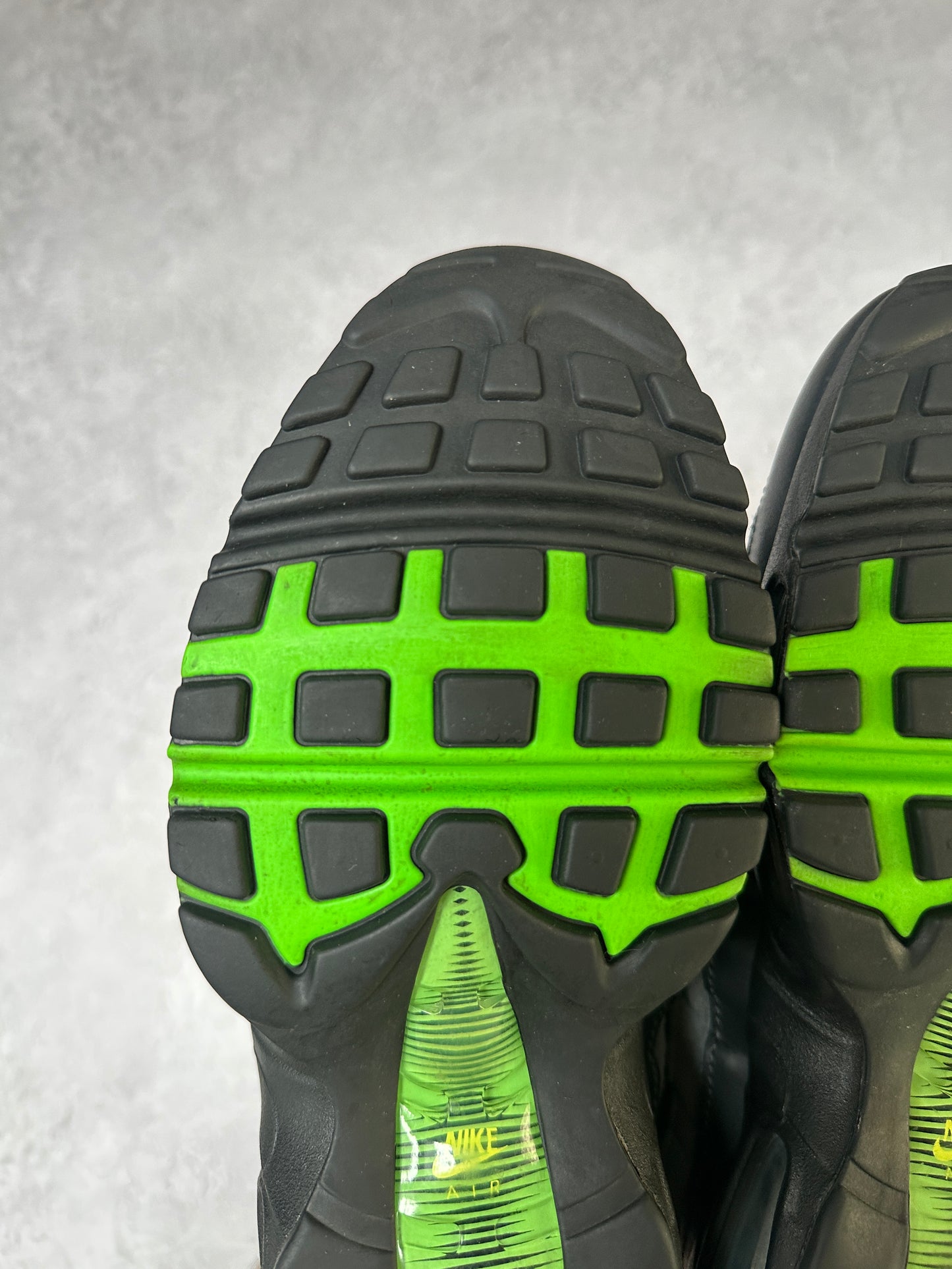 Nike Air Max 95 - Evolution of Icons - UK7