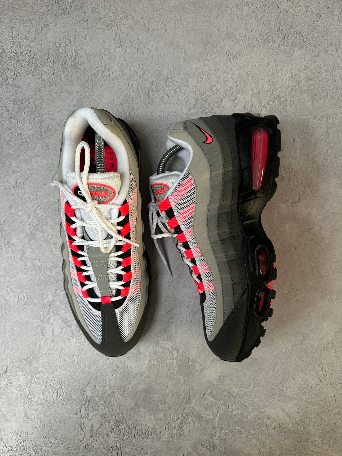 Nike Air Max 95 - Solar Red 2025 - UK8.5