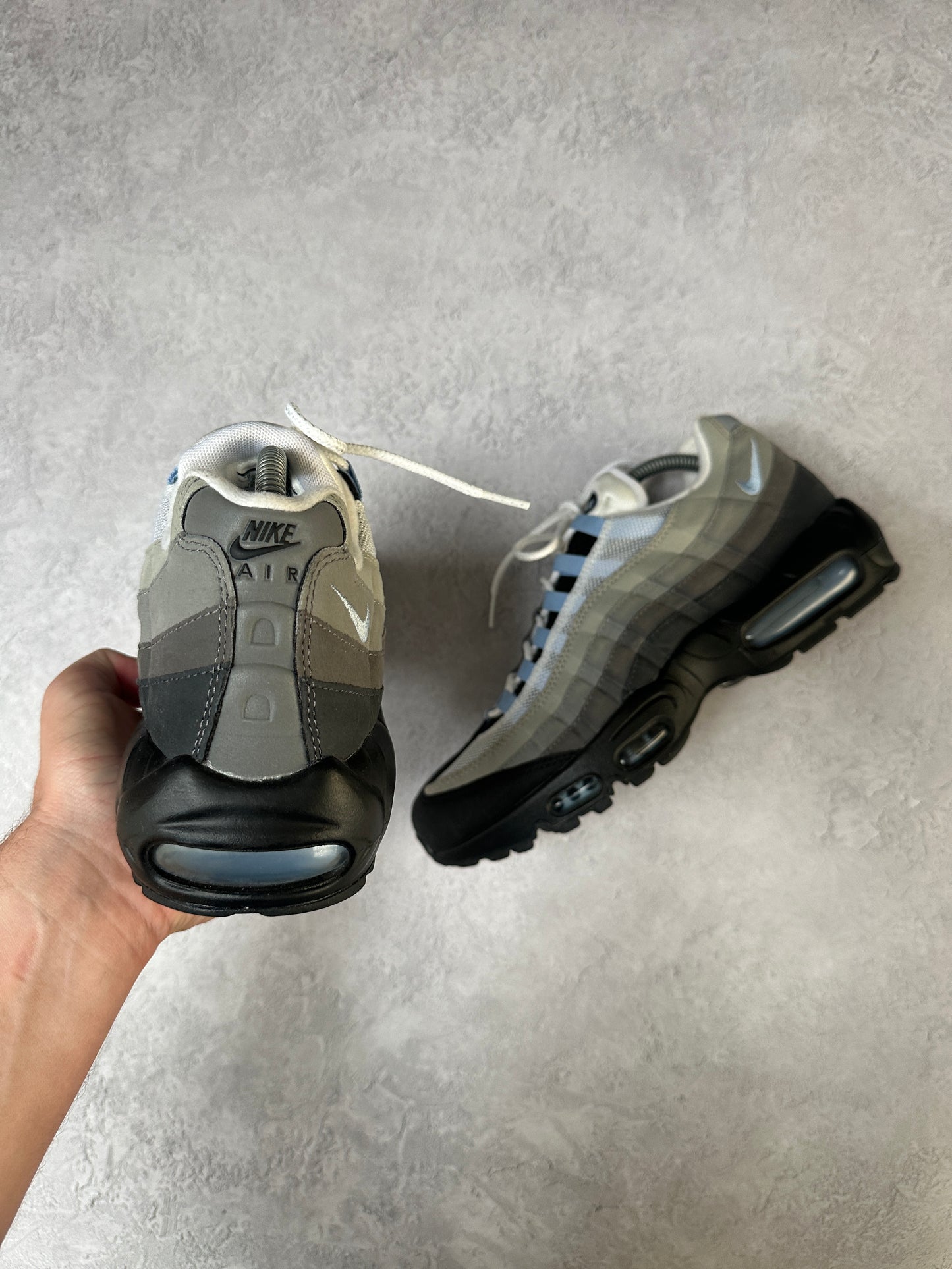 Nike Air Max 95 - Aluminum - UK8
