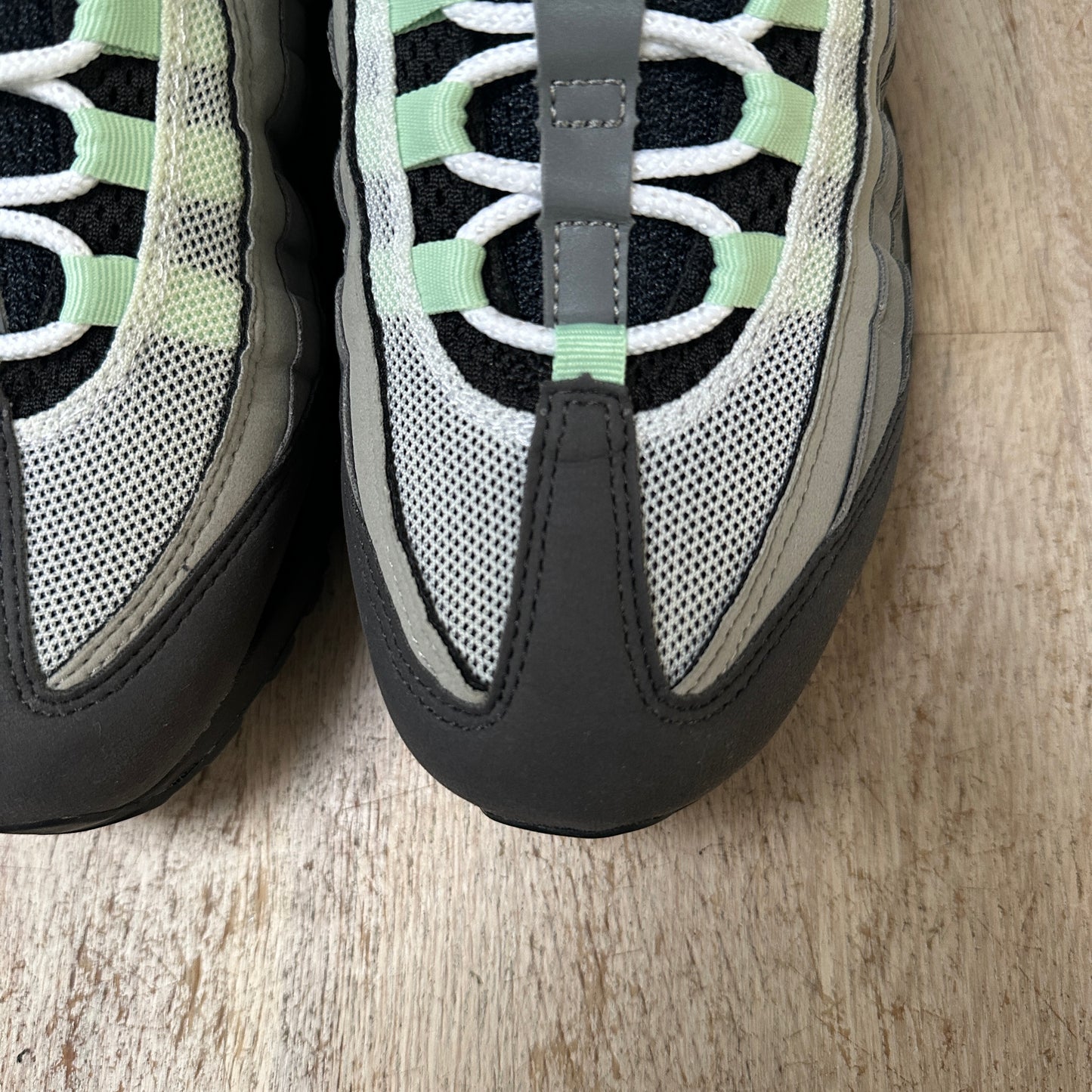 Nike Air Max 95 - Fresh Mint - UK7.5