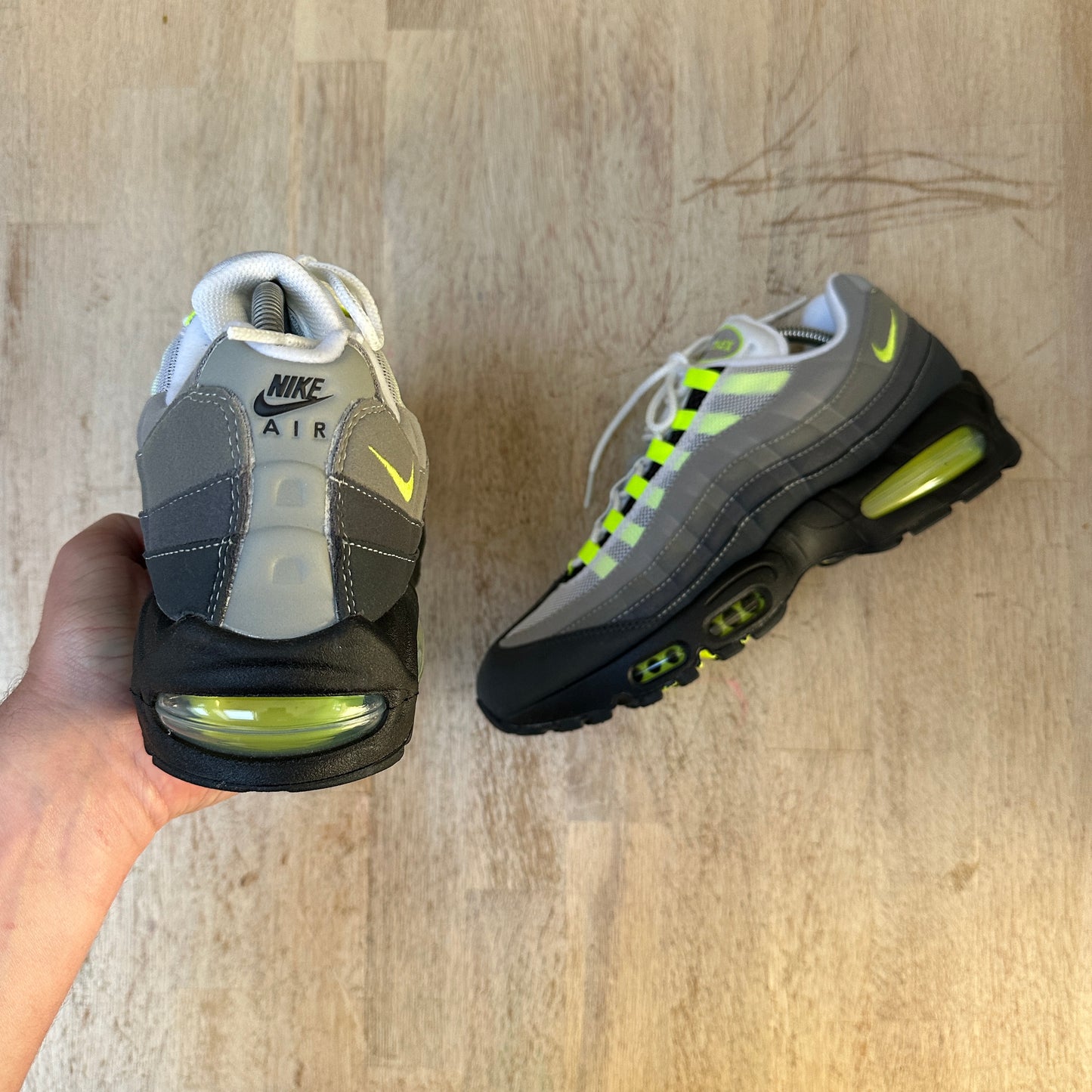 Nike Air Max 95 - Neon 2025 - UK9