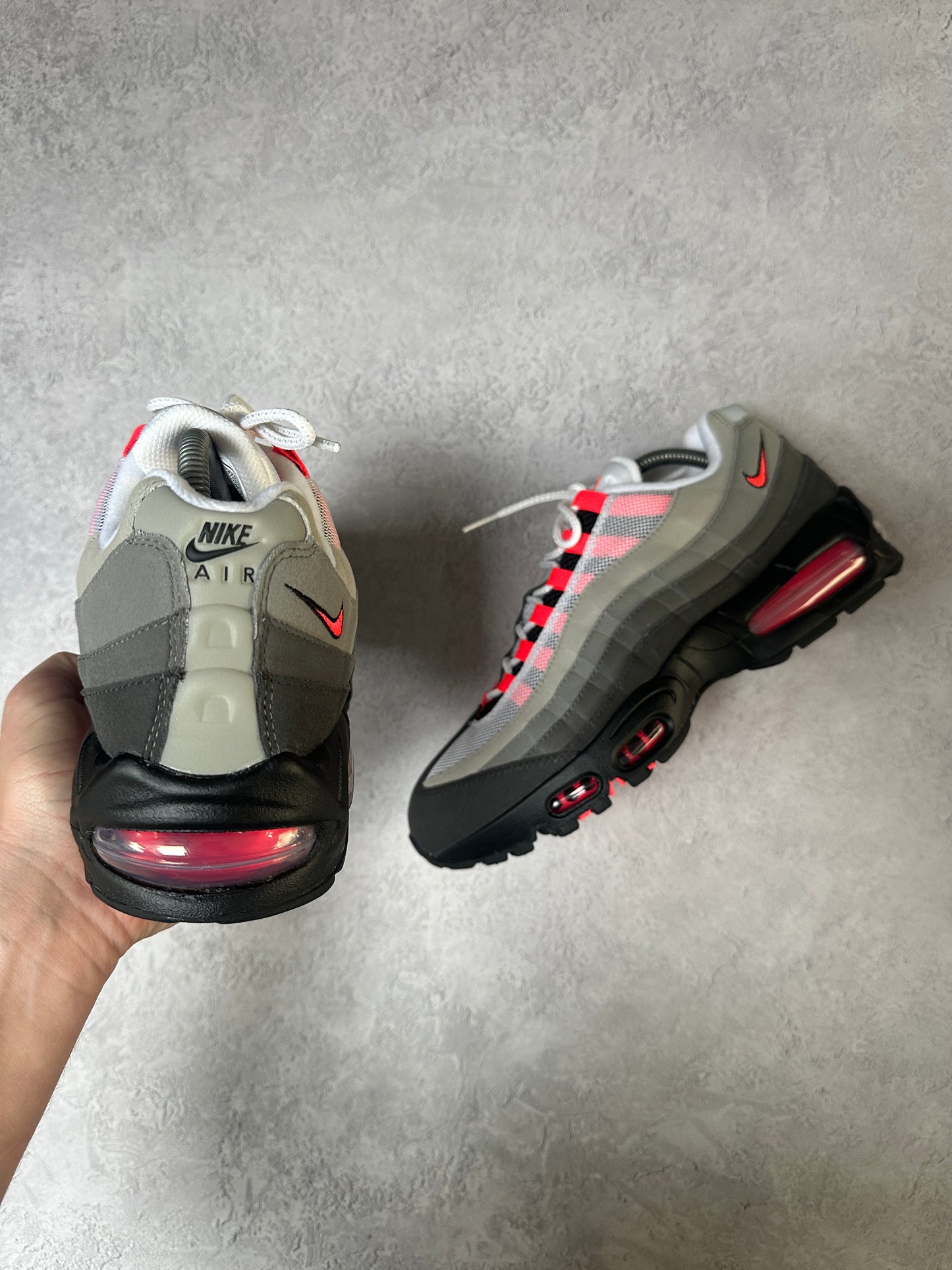 Nike Air Max 95 - Solar Red 2025 - UK8.5