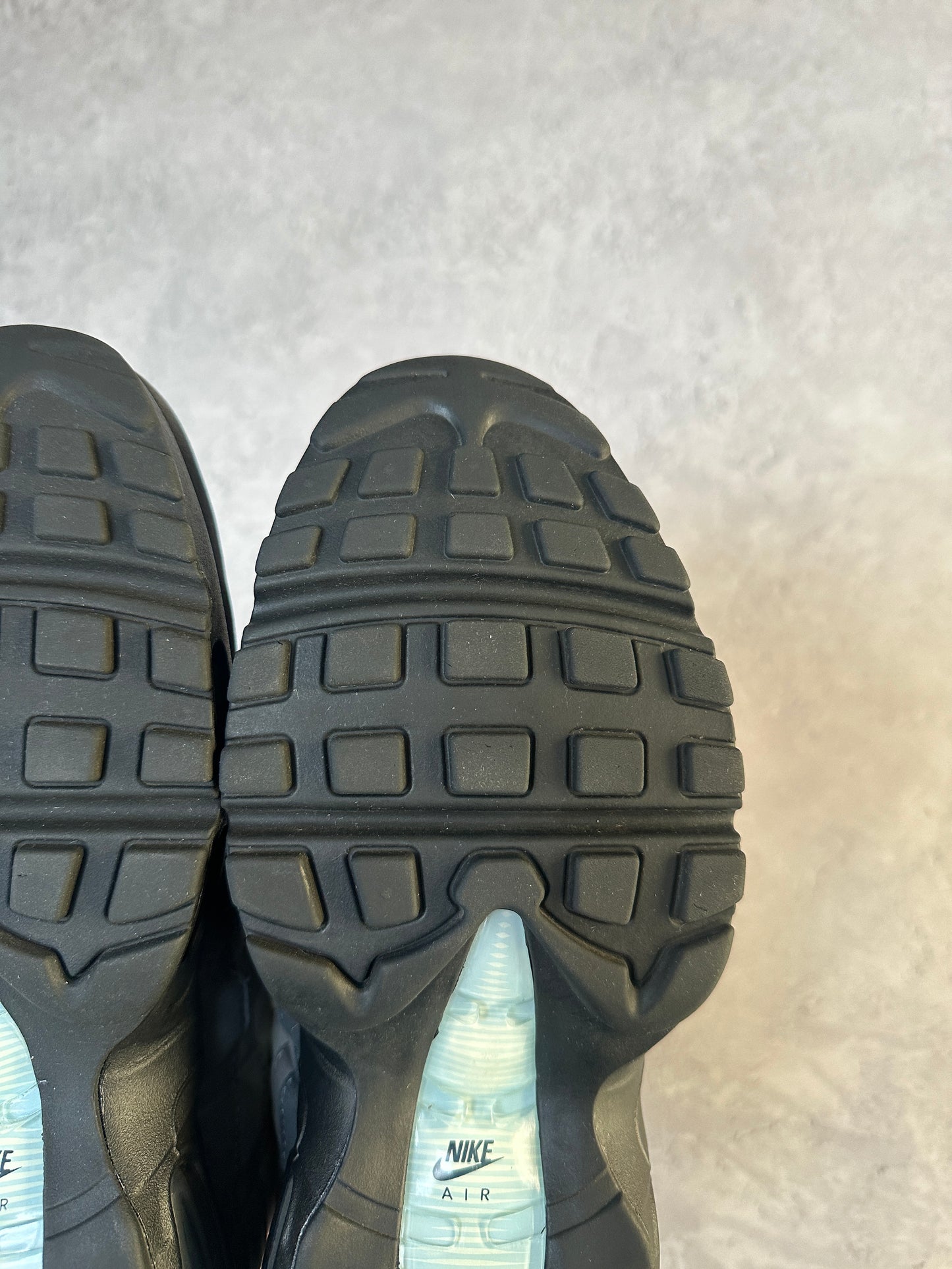 Nike Air Max 95 - Aluminum - UK7