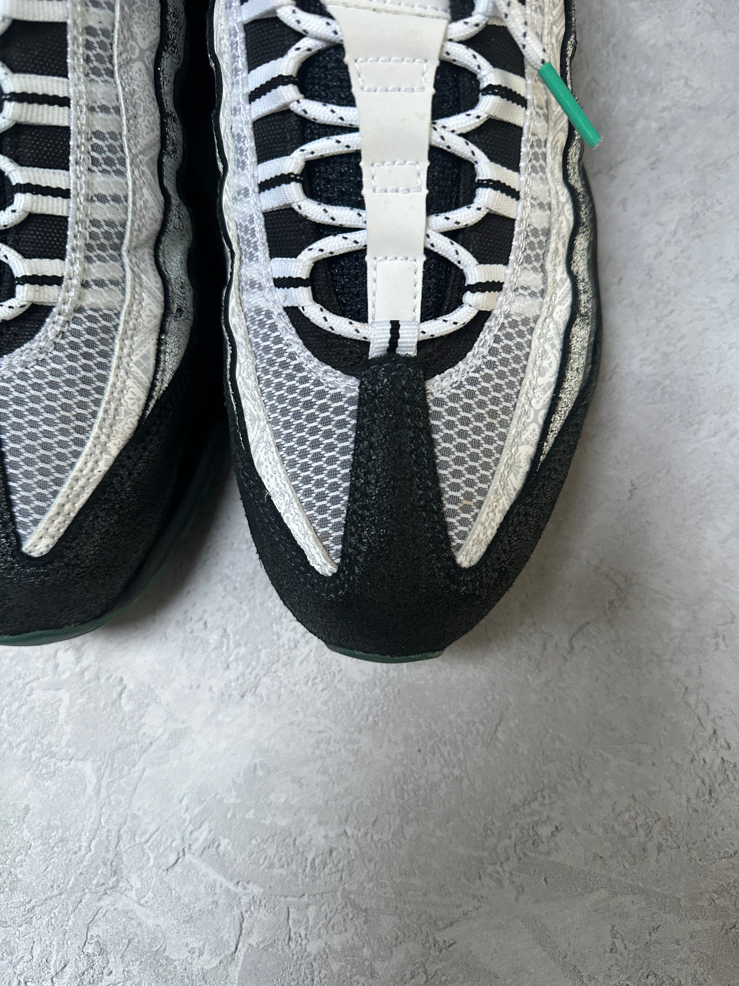 Nike Air Max 95 - Day of the Dead - UK9.5
